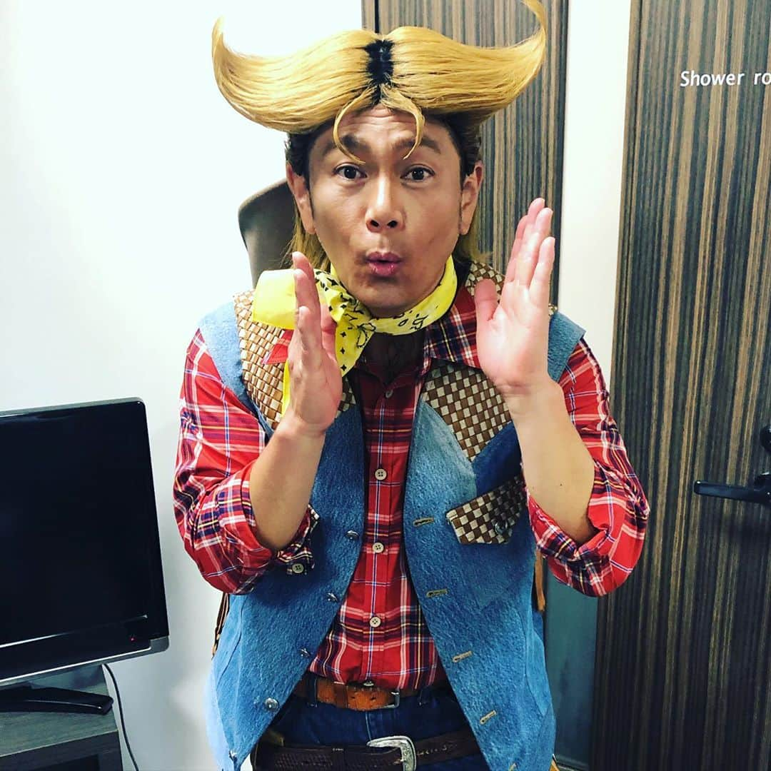 遠藤章造さんのインスタグラム写真 - (遠藤章造Instagram)「プロミスのCMで田中さんの兄弟役「トムおじさん」です。ここでもホホホ〜イありがたいですね。 #遠藤章造#ココリコ#プロミス#cm #ホホホイ」9月8日 13時07分 - shozoen