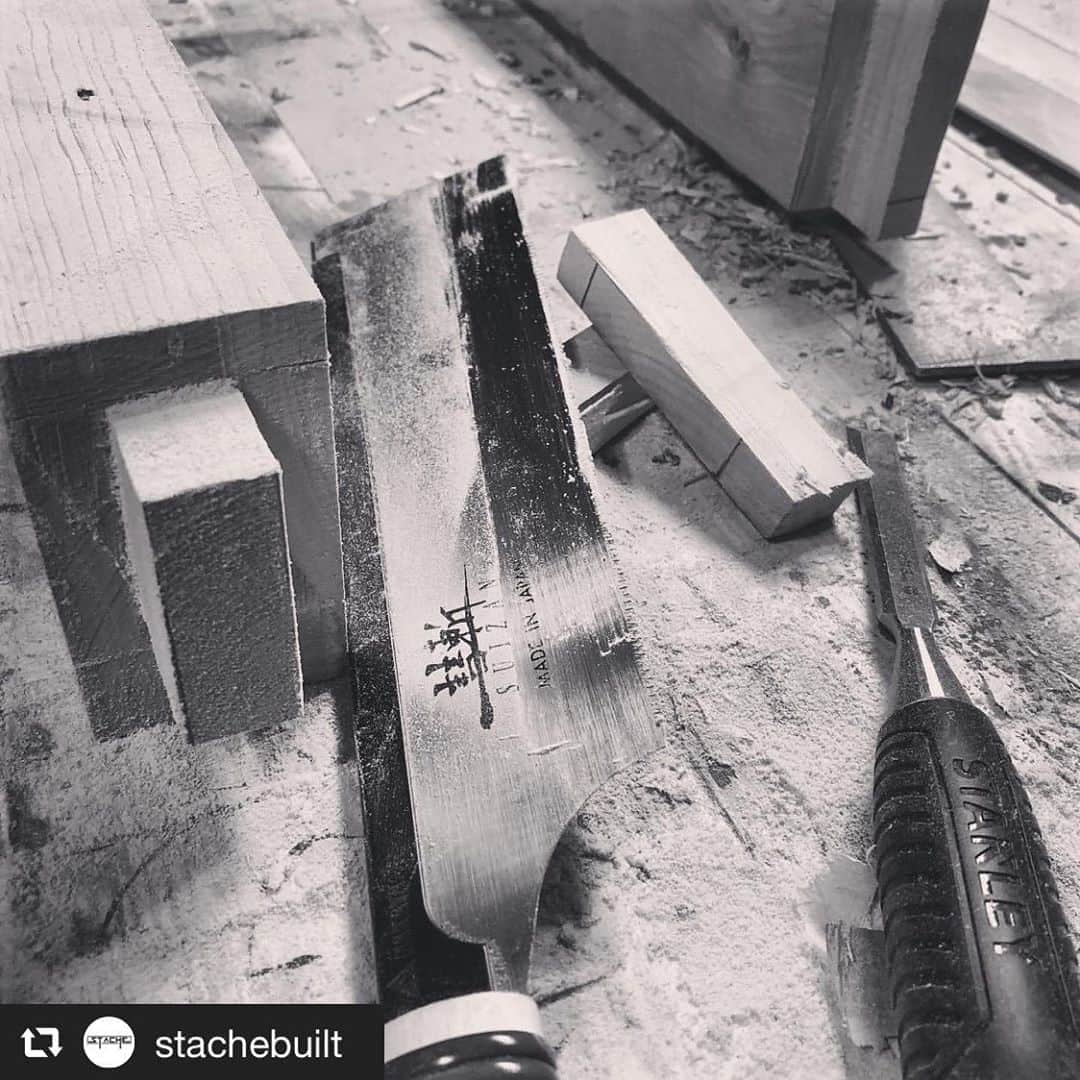 SUIZAN JAPANさんのインスタグラム写真 - (SUIZAN JAPANInstagram)「Cool!﻿ Thank you for using our Dozuki saw.﻿ ﻿ #repost📸 @stachebuilt ﻿ A cut above the rest﻿ ﻿ #suizan #suizanjapan #japanesesaw #japanesesaws #japanesetool #japanesetools #craftsman #craftsmanship #handsaw #pullsaw #ryoba #dozuki #dovetail #flushcut #woodwork #woodworker #woodworkers #woodworking #woodworkingtools #diy #diyideas #japanesestyle #japanlife」9月8日 13時29分 - suizan_japan