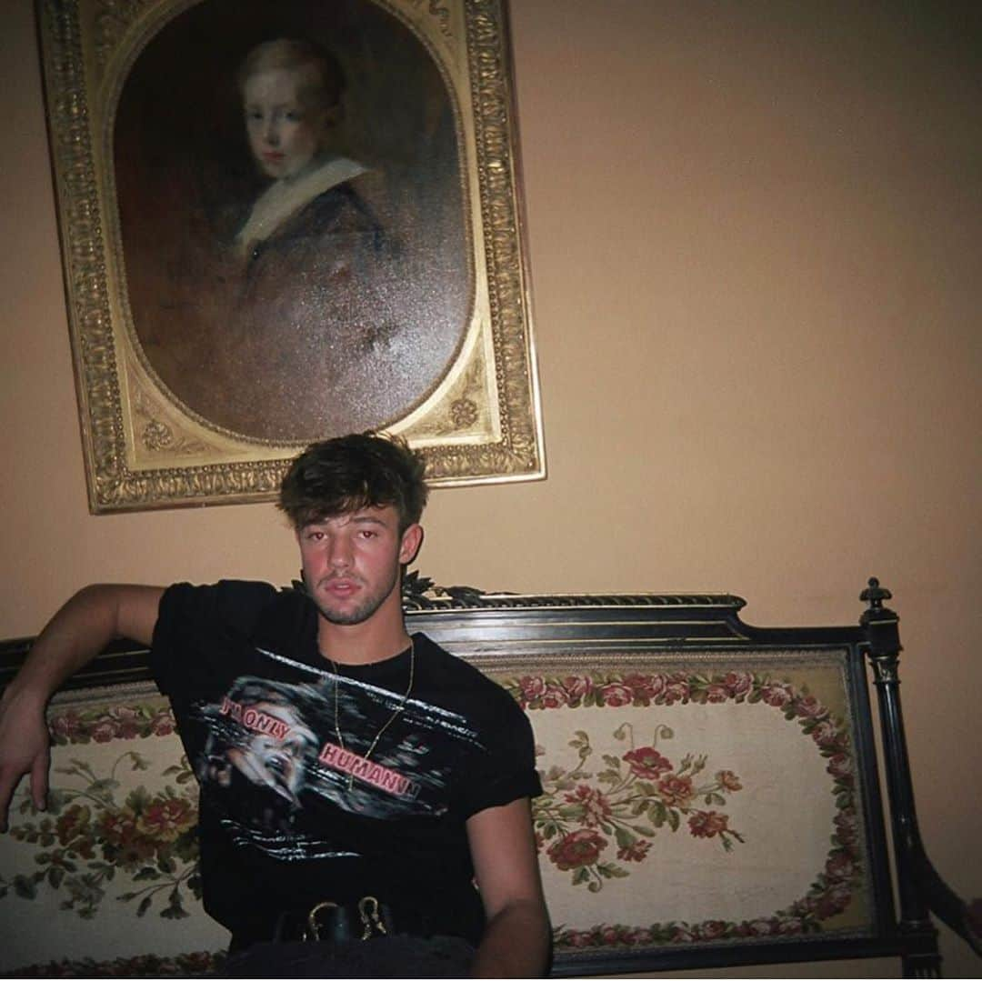 キャメロン・ダラスさんのインスタグラム写真 - (キャメロン・ダラスInstagram)「New Album just dropped ; ✨ link in bio ✨」9月8日 13時36分 - camerondallas