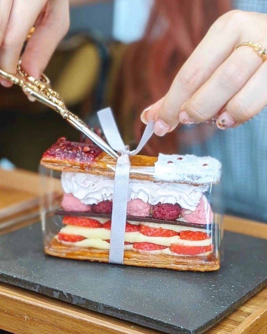 RETRIP<リトリップ>グルメのグルメインスタ