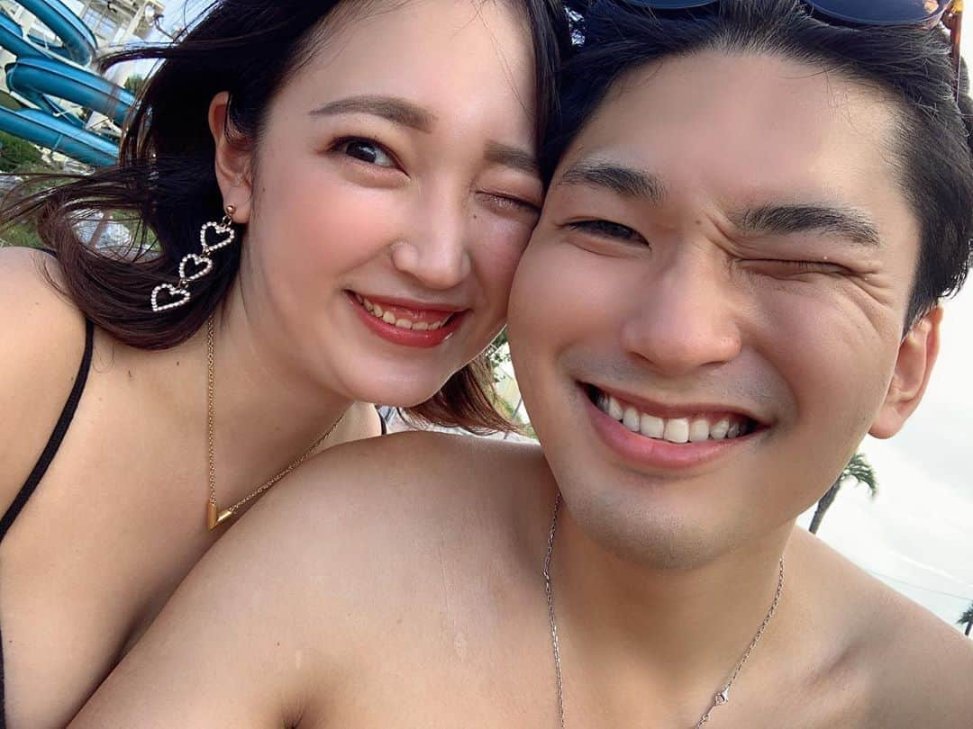 中村優香さんのインスタグラム写真 - (中村優香Instagram)「𓊆プール𓊇  今年3回目のプール👙  海ばかり行ってたけど、 そろそろクラゲも怖いので プールで我慢…と言っても、 プール大好きだから (というより水が好き💙) とっても楽しい❣️  ちょっとお天気危ういけど、 晴れ女パワー爆発させるんだ😊🌈  人が映り込みそうになって 4枚目は爆笑してる🤣  #風強すぎて #前髪おわた #よみうりランド #よみラン #プールWAI #カップルフォト #優しい彼氏 #晴れ女☀️ #ロブ #ロブヘア #ロブヘア女子 #ぱっつん #ぱっつん前髪 #セルフィー女子 #女の子 #オルチャン #カワイイ #キャバ嬢 #girl #woman #selfie #cute #kawaii #poul #poulwai #lobhair」9月8日 14時05分 - yuuka0710reia