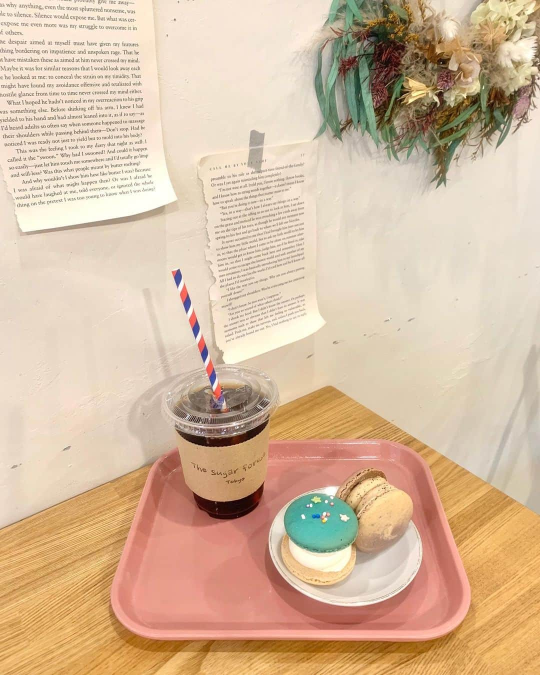 POCHIさんのインスタグラム写真 - (POCHIInstagram)「THE SUGAR FOREST☕️ #thesugarforest #macaron #coffee #cafe #koenji #高円寺 #高円寺カフェ」9月8日 14時35分 - pochi.official