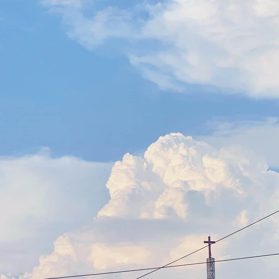 ユンソのインスタグラム：「☁️☁️☁️」