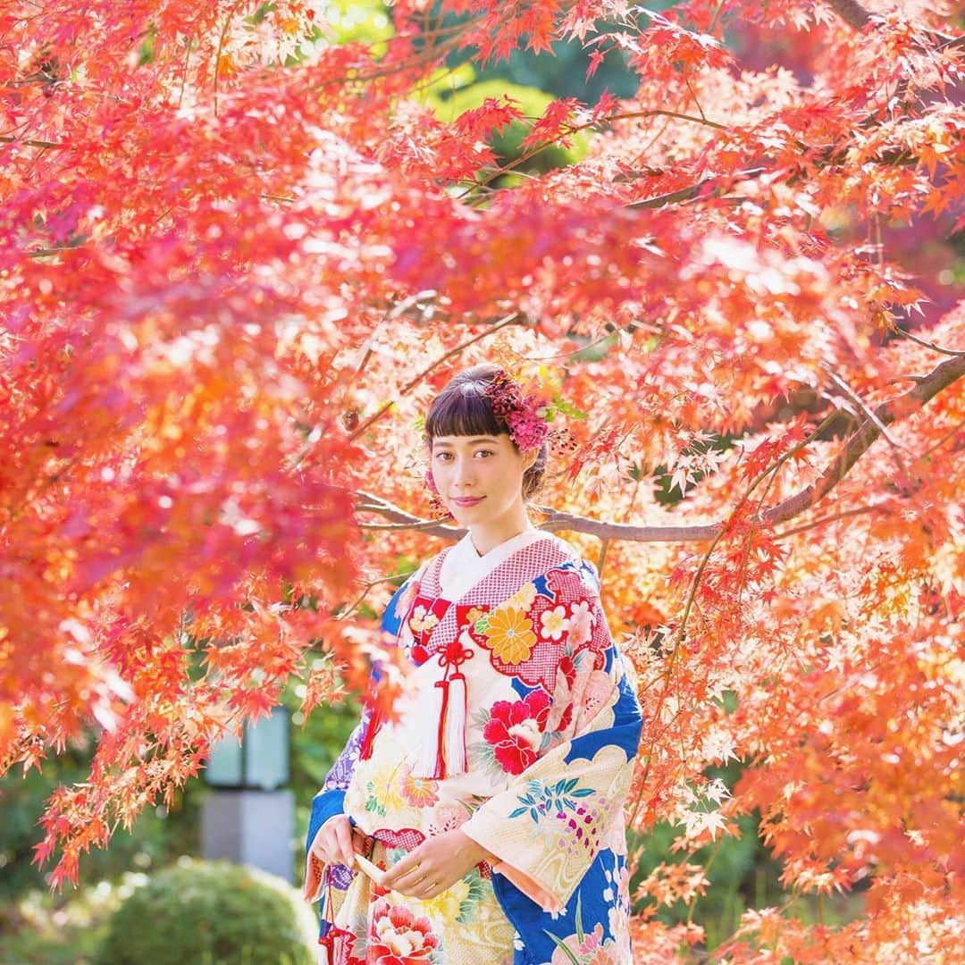 CLAIREのインスタグラム：「色付く季節がやってきます🍁vol.3 ・ @clairebridalstudio」