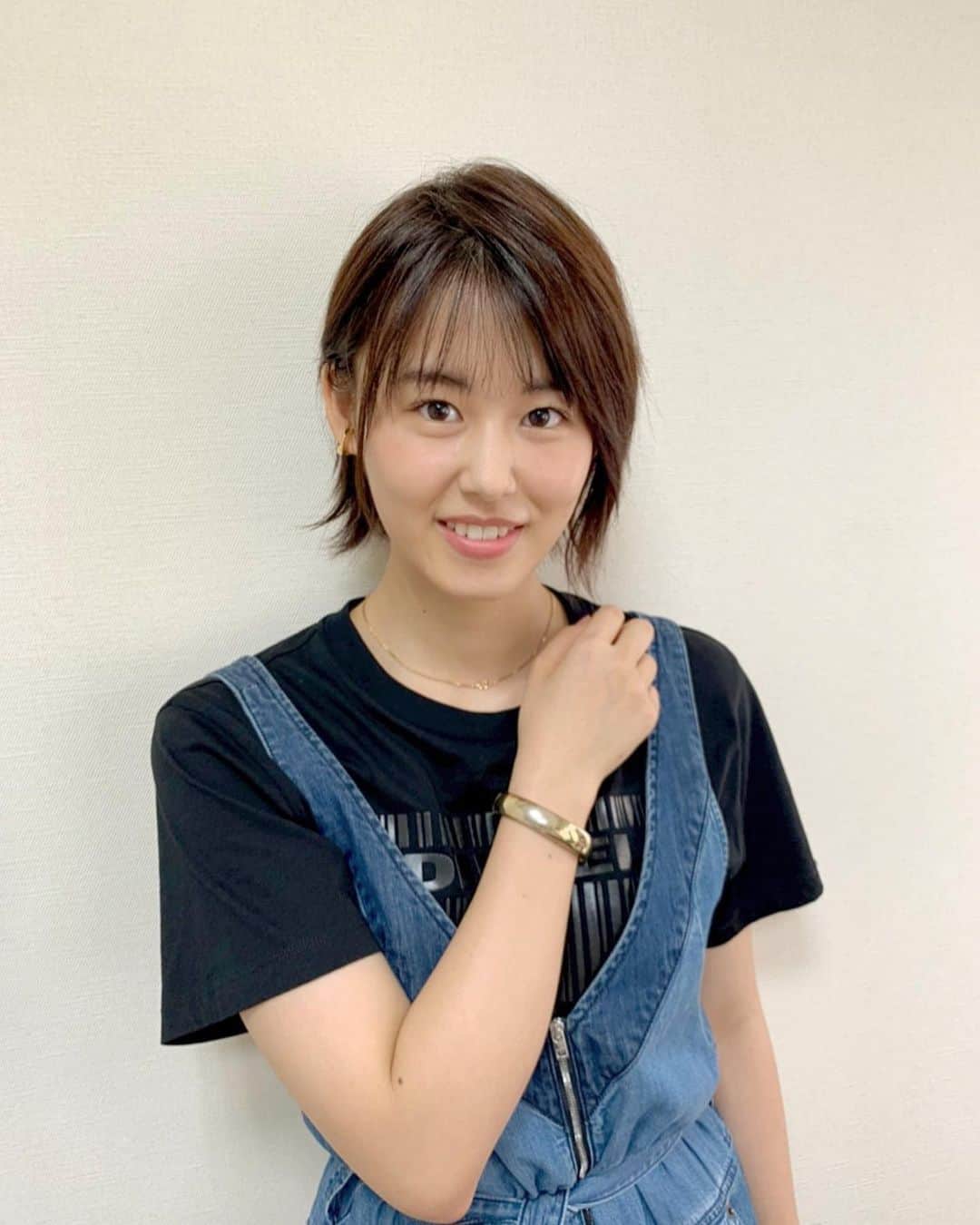 竹内愛紗のインスタグラム：「. ノンストップで着させていただいた衣装がとても可愛かったです💖 . . #ノンストップ#フジテレビ#衣装#👗💞」