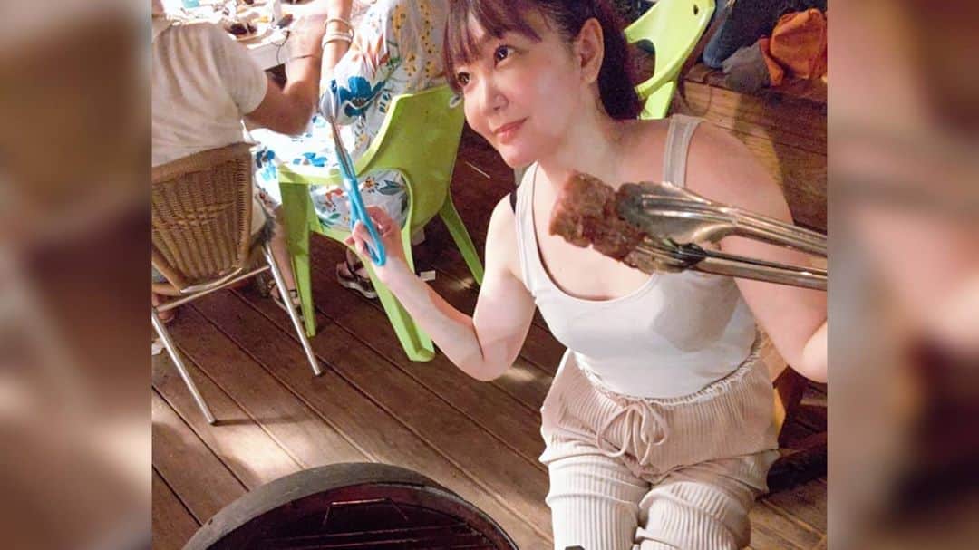 松浦麻里奈さんのインスタグラム写真 - (松浦麻里奈Instagram)「フルムービー♡(ӦｖӦ｡)音楽も I made a nice movie😋💓✨  バーベキュー帰りの有明の🌃夜景と。  #バーベキュー　#有明bbq #有明テニスの森#有明#bbq #bbq🍖 #東京バーベキュー #海 #sea#night #nightphotography #nightview #photooftheday #photo_jpn #movies #movie #fashionstyle #friends #friend #fashiongirl #nightviews #view #viewpoint #東京 #東京夜景#夜景#夜景が綺麗 #girls」9月8日 15時20分 - ay114.831m
