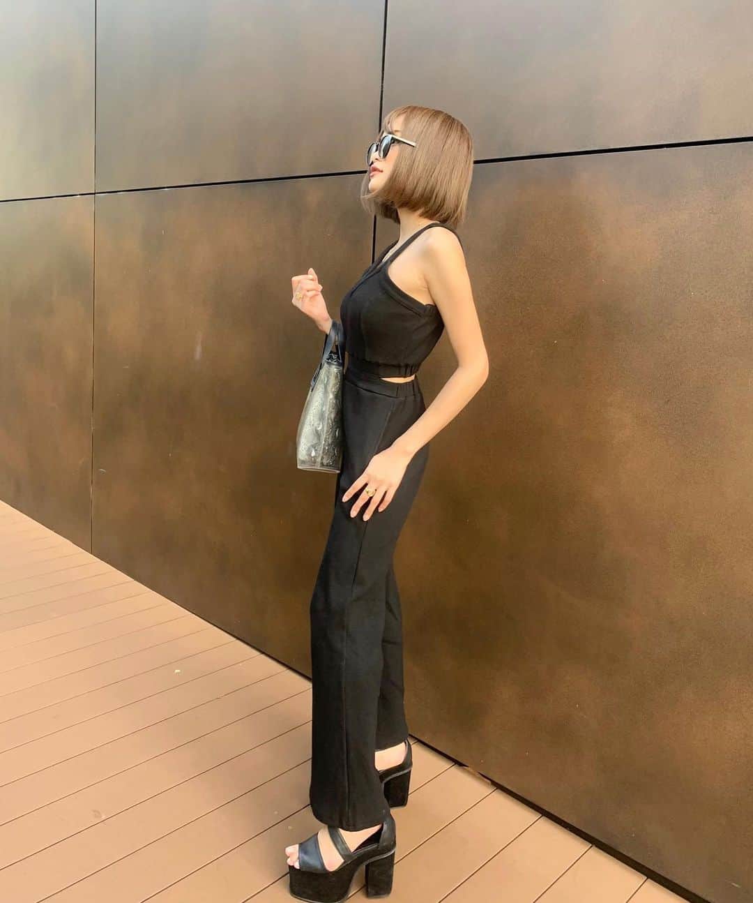 中原鈴奈さんのインスタグラム写真 - (中原鈴奈Instagram)「All Black🖤 ・ ・ ・  #envym #emoda #black #code #blackcode#allblack #オールインワン #ファッション#ファッションコーデ   #snap#fashion#code  #ootd #outfit #instafashion#instagood#instalike#like4likes#followｍe」9月8日 21時05分 - rinrin1228_