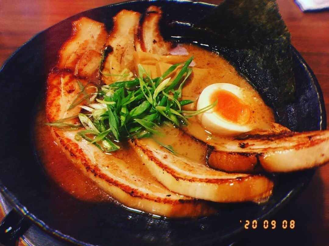 西村菜那子さんのインスタグラム写真 - (西村菜那子Instagram)「#いっとうや #新潟　 #ラーメン食べるの久しぶりすぎた #お姉ちゃんと」9月8日 16時00分 - nanako_nishimura