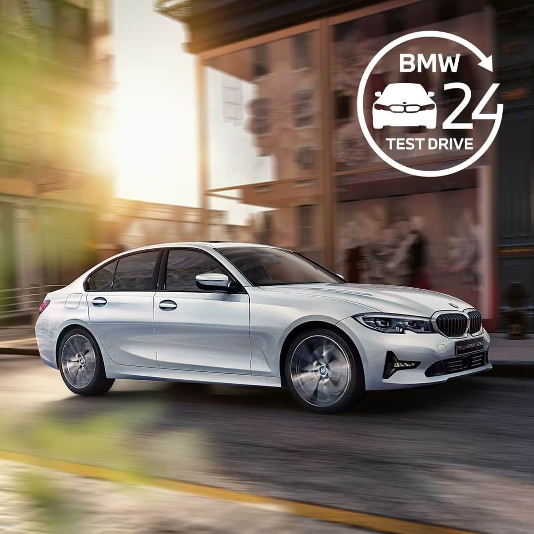 BMW Japanさんのインスタグラム写真 - (BMW JapanInstagram)「9月の連休、秋の行楽日和にBMWでドライブしませんか？ 24時間試乗体験で、BMWの魅力をお愉しみいただけます♪ . クリーンエネルギー自動車の「EDITION JOY+」登場を記念して、24時間試乗体験にご応募いただくと、BMWダッフルバッグが当たるチャンス！ . ぜひこの機会に、BMWの走りをお愉しみください。 . @bmwjapan アカウントトップのURLをタップして、公式サイトよりぜひご応募ください。 . #EditionJoyPlus #未来の歓びのために #サステナビリティ #sustainability #持続可能性 #BMW #BMWJapan #駆けぬける歓び」9月8日 17時00分 - bmwjapan