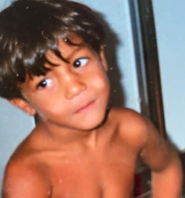 カリム・ラリビのインスタグラム：「Long time ago... non ridete perché avete avuto tutti questi capelli a 🍄」