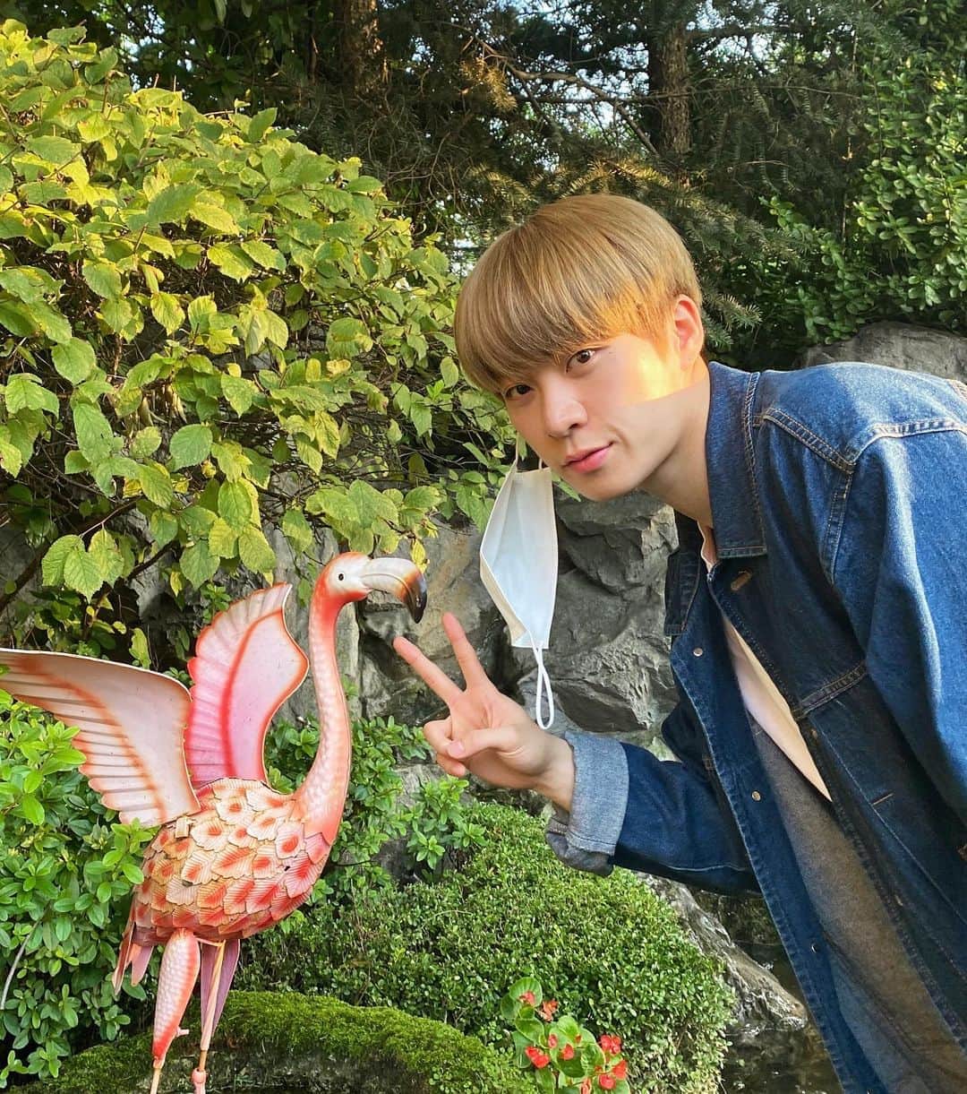 ピョン・ヒョンミンさんのインスタグラム写真 - (ピョン・ヒョンミンInstagram)「너도 써😷」9月8日 18時15分 - bhm__99