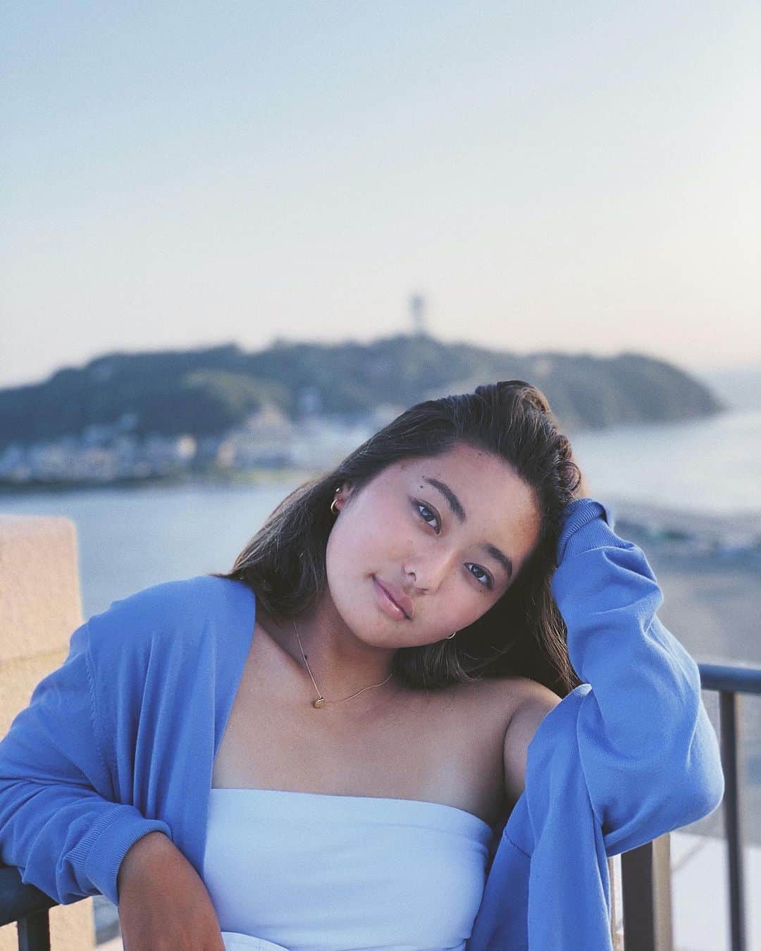 のインスタグラム：「暑すぎるから涼しくなーーれ☺︎  #秋しか勝たん」