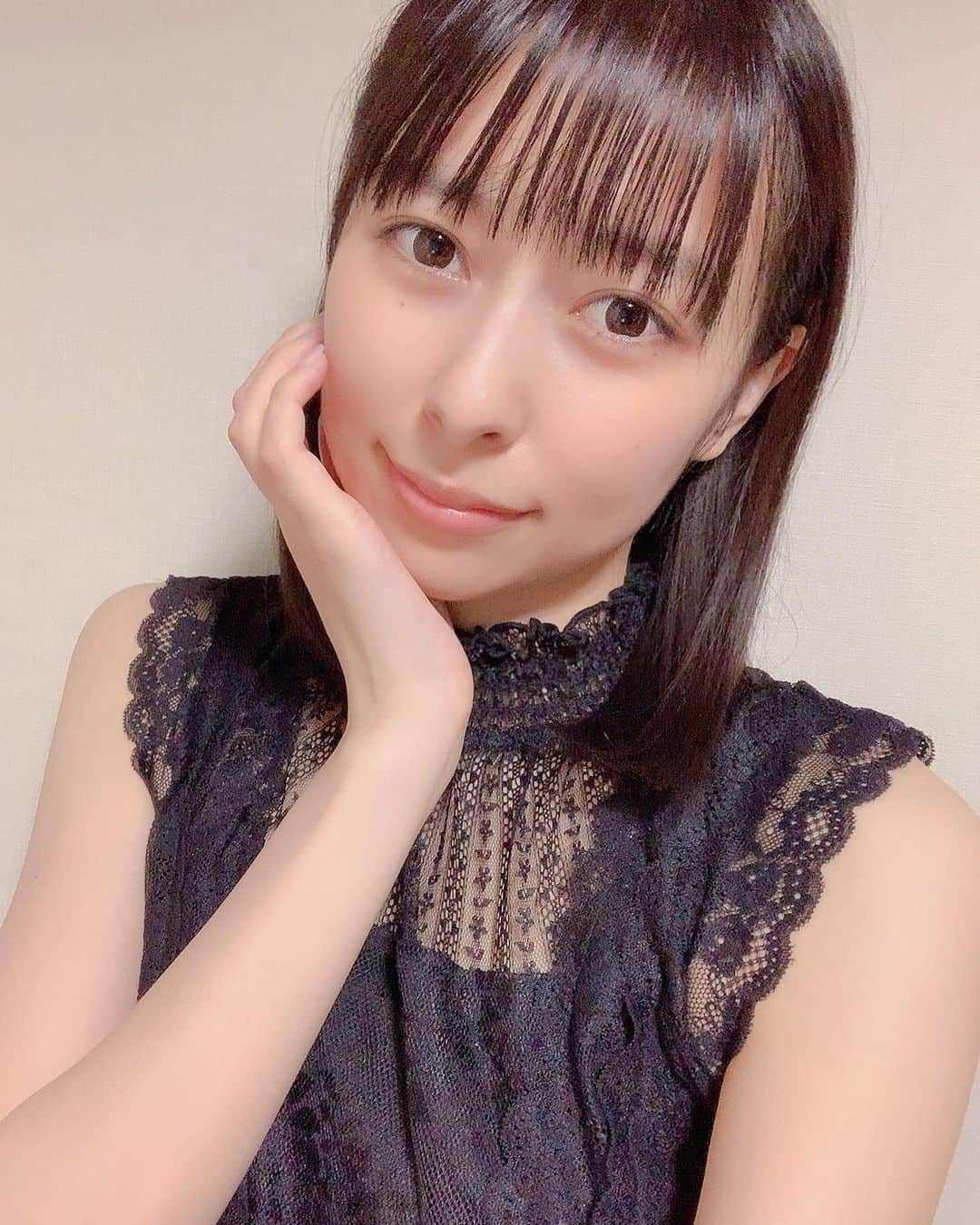 近藤玲奈さんのインスタグラム写真 - (近藤玲奈Instagram)「💓﻿ ﻿ インスタのフォロワーさんが1万人突破しました〜😍﻿ ﻿ ありがとうございます🌸﻿ ﻿ みんなのコメントをこれからも楽しみにしていますっ🥰」9月8日 18時58分 - reina_kondo