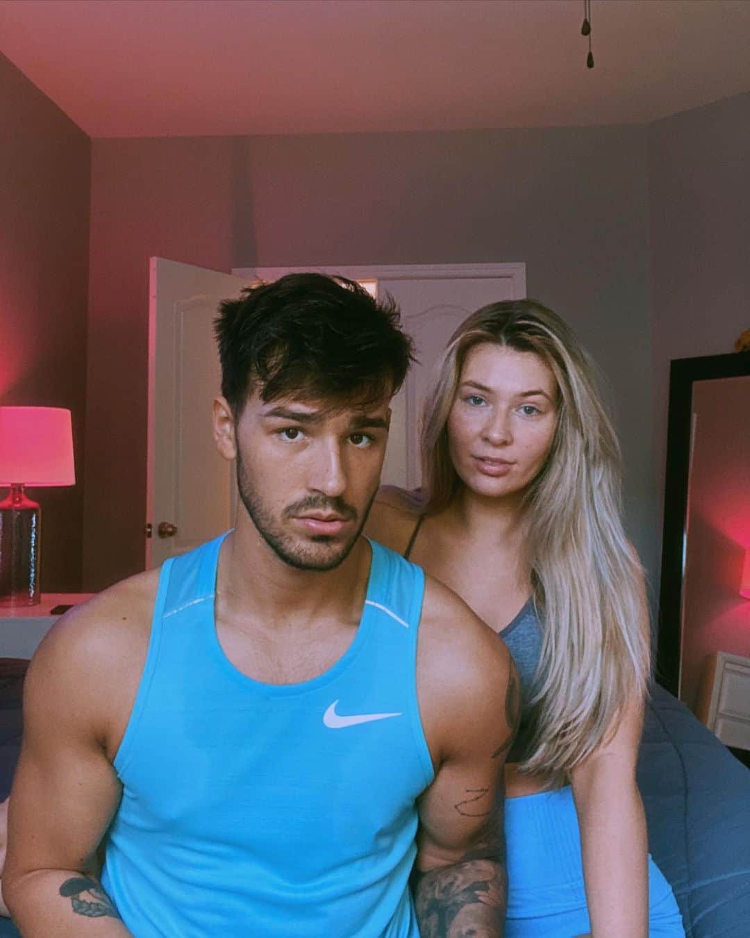 ジェイコブ・ホワイトサイズのインスタグラム：「we worked out before noon today we are a different breed 😳」