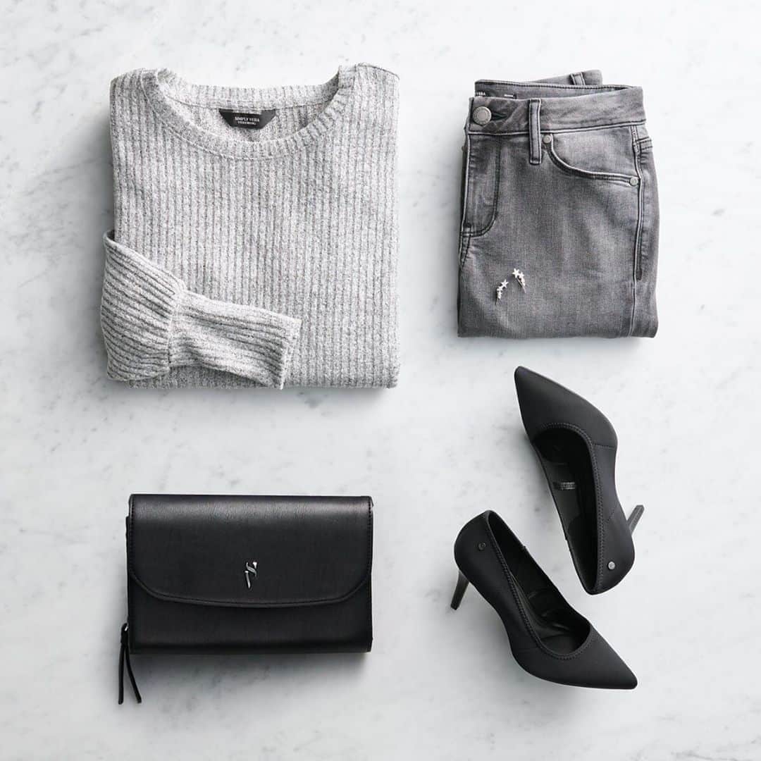 ロック&リパブリックのインスタグラム：「Your fall #ootd awaits. #Kohls #SimplyVera」