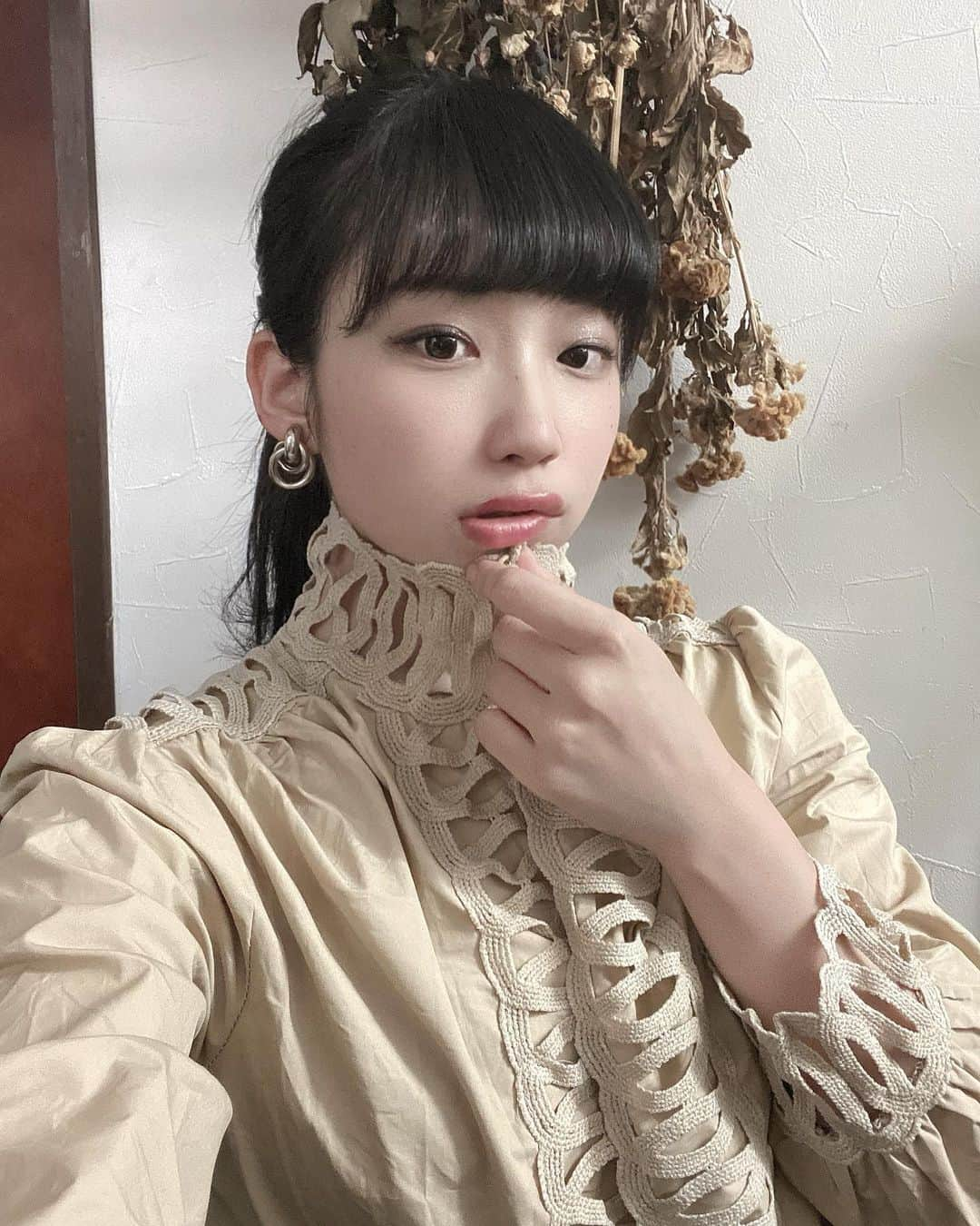 馬渕恭子さんのインスタグラム写真 - (馬渕恭子Instagram)「記録 . . #古着 #エレガント #古着女子 #ふるじょ  #民族ハッピー組  #馬渕恭子」9月9日 5時32分 - kyoko414_mh