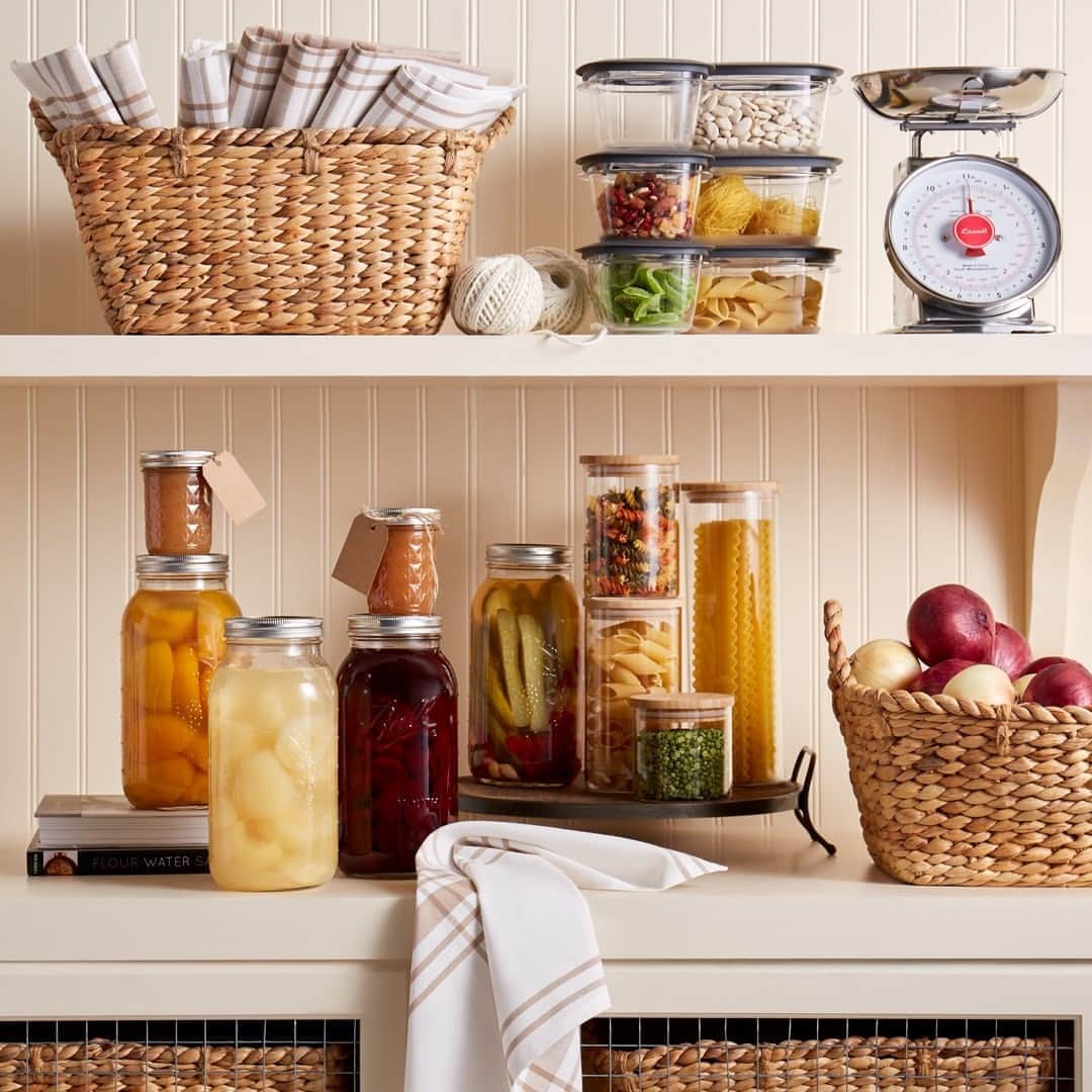 Wal-Mart Stores, Incのインスタグラム：「Pantry staples change with the seasons and so should the way you store them. Personally, we like the ones that do double duty as cute kitchen decor, too. #WalmartHome」