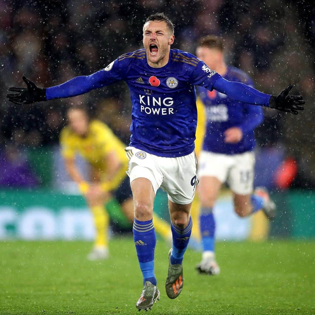 レスター・シティFCさんのインスタグラム写真 - (レスター・シティFCInstagram)「Leicester City stars Jamie Vardy and Çağlar Söyüncü have been named in the @the_pfa’s Premier League Team of the Year! ⭐️⭐️」9月9日 5時53分 - lcfc