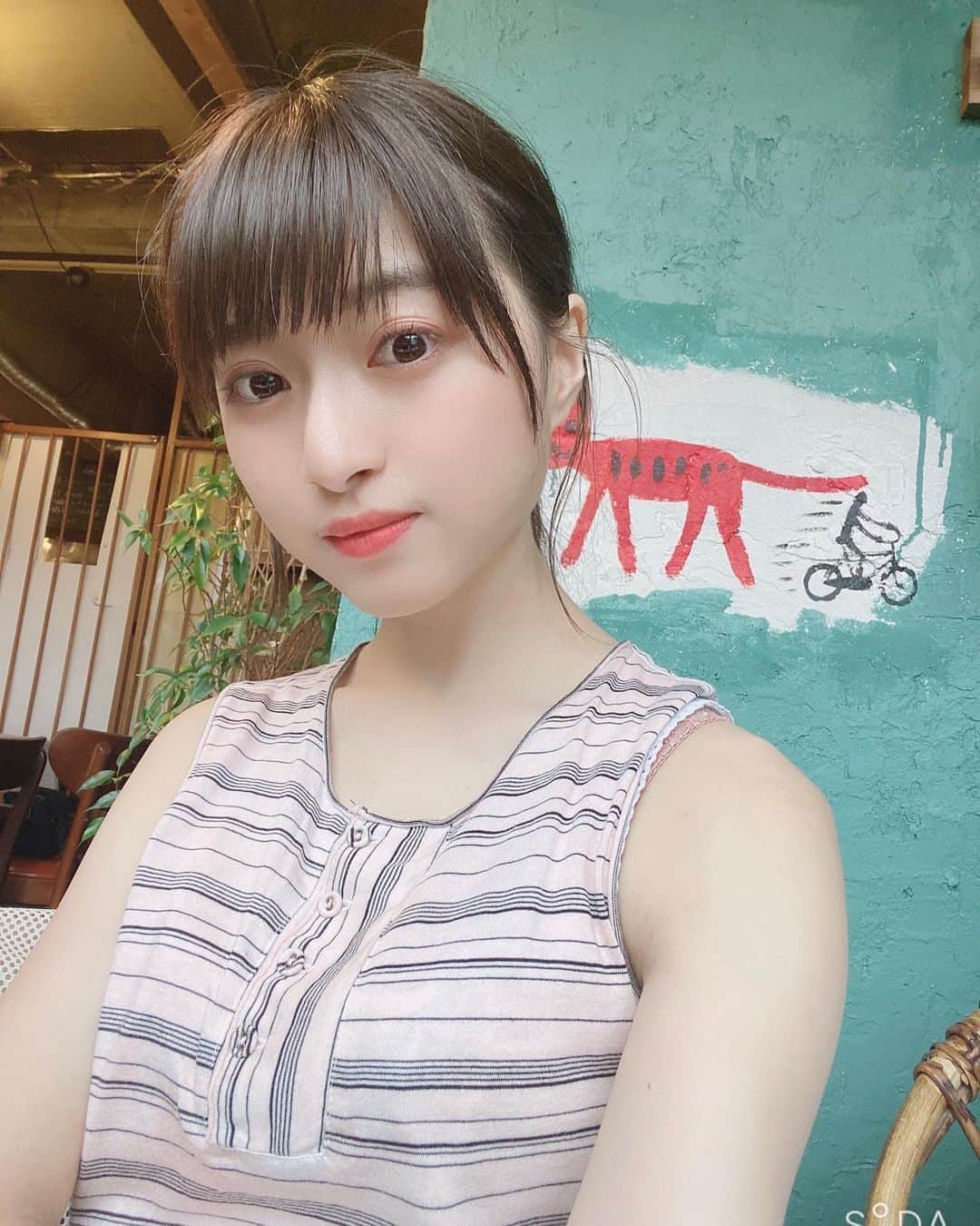 谷口萌衣子のインスタグラム：「夏が終わったって本当ですか💧  夏服の肌見せは周囲への威嚇だと習いました 常に戦闘服🐯⚡️  #ミスキャンパス立命館  ーーーーーーーーーーーーーーーーーーーー  🔔おしらせ 「リゼクリニックコラボ企画」 本日より、mysta(アプリ)にてnon-no掲載権を争うイベント第2回がスタートしました！  同じく、TwitterでのRT企画も継続中です！ ⚠️どちらも〜9/14まで⚠️  応援して頂けると嬉しいです🙇🏼🙇🏼♡」