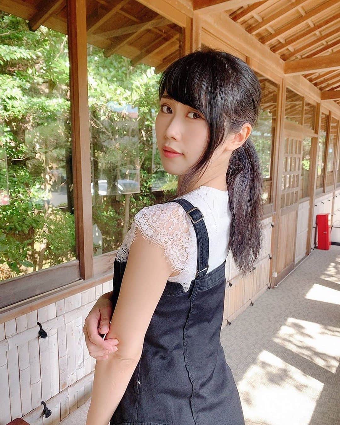 釘町みやびさんのインスタグラム写真 - (釘町みやびInstagram)「. 実は今日から温泉ロケにきてます♨️ . いま一瞬YouTubeアップしたけど 電波が悪くて画質酷かったので のちほどアップし直します🥺✨ . 取り急ぎ、1日目のハイライト🙋🏻‍♀️💕 . ✼••┈┈••✼••┈┈••✼••┈┈••✼••┈┈••✼ . Actually, I'm coming to a hot spring location from today♨️ . I uploaded YouTube for a moment The radio wave was bad and the image quality was bad, so I will try to upload again later 🥺✨ . Hurry up and highlight the first day 🙋🏻‍♀️💕 . ✼••┈┈••✼••┈┈••✼••┈┈••✼••┈┈••✼ #釘町組 #グラビアアイドル #グラドル #グラビア #gravure #グラドル自画撮り部 #gravureselfportrait #photoshoot #Photography #モデル #model #被写体 #被写体モデル #subject #kawaii #FOR_Z #めたもるふぉーぜ #めたふぉ #アイドル #IDOL #下乳 #BottomBreast #underboob #撮影会 #撮影会モデル #PhotoSession #PhotoSessionModel #温泉 #hotspring #spa」9月8日 21時27分 - miyajyaga382