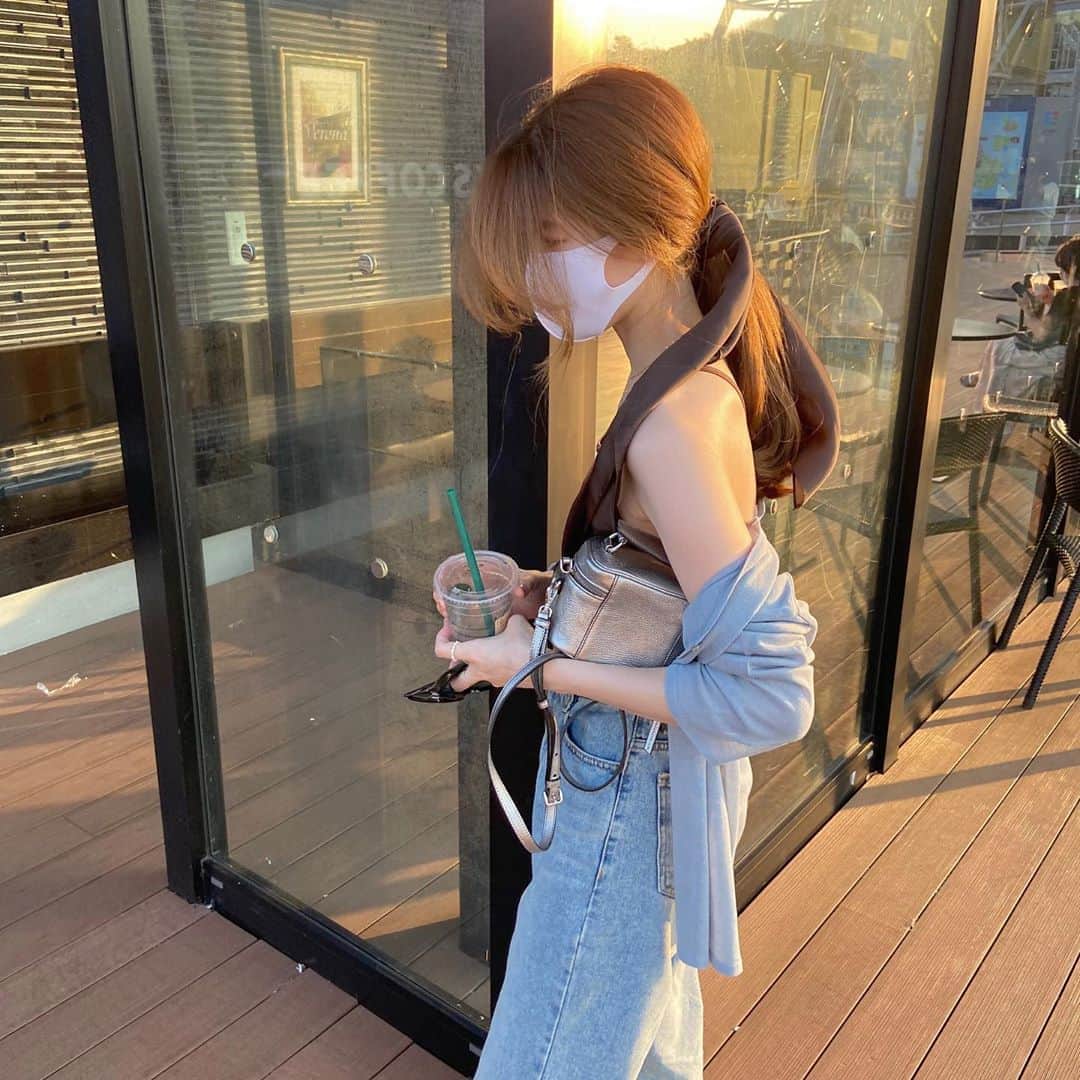 i am aiのインスタグラム：「🤎🌞 ㅤㅤㅤㅤㅤㅤㅤㅤㅤㅤㅤㅤㅤ なつの写真のせていこ〜 ㅤㅤㅤㅤㅤㅤㅤㅤㅤㅤㅤㅤㅤ そういえば初めて胃腸炎になって苦しんだけど、回復した次の日から反動で食べ過ぎてお腹ぱんぱんで苦しかったのもつらかった。笑 美味しくご飯食べられるって幸せ 健康第一だな🧘🏻‍♀️」