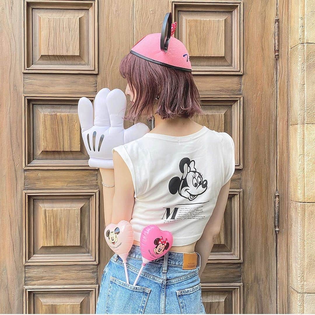 のインスタグラム：「. . 昨日で28歳になりましたっ👩♡ . 当日は夢だった誕生日ディズニー🐭🏰 めっちゃめちゃ楽しくて幸せだった〜！！ . 28歳も自分らしく突っ走って行けたらいいな👍✨ . . ストーリーへのメッセージ たくさんありがとうございます💌♡ . 読んで全然返せてないです… 順番に返していくので待っててください🥺 . . #mybirthday #28th」