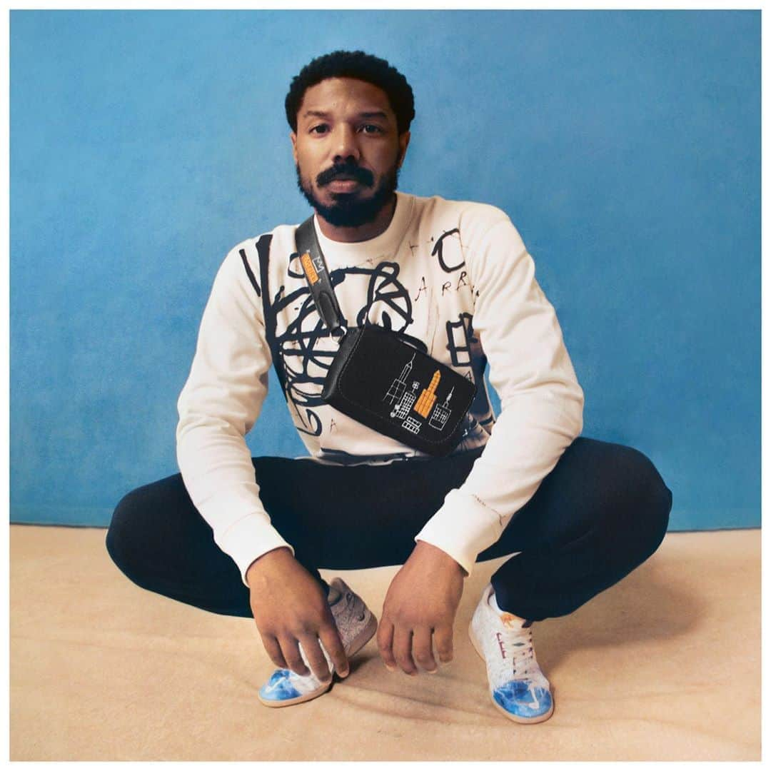 コーチさんのインスタグラム写真 - (コーチInstagram)「Layers of co-creation: #MichaelBJordan helps us introduce a new collection of ready-to-wear and accessories featuring the vibrant motifs of artist Jean-Michel Basquiat. “His art is personal, political and contains multitudes," says Jordan. Discover #CoachxBasquiat via link in bio.   #CoachxBasquiat is a special collection celebrating the visionary artist, worn by the #CoachFamily—a new generation of change-makers. #CoachxMBJ #CoachNY  Photographed by: @micaiahcarter Styled by: @jasonrembert Hair by: @jove14 Makeup by: @carolagmakeup」9月8日 22時12分 - coach