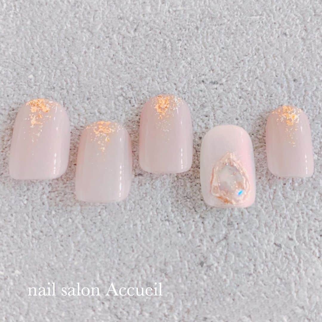 愛内みさのインスタグラム：「毎月のお楽しみ♡ 9月の新作nail⭐︎ ・ #秋ネイル #表参道ネイル」