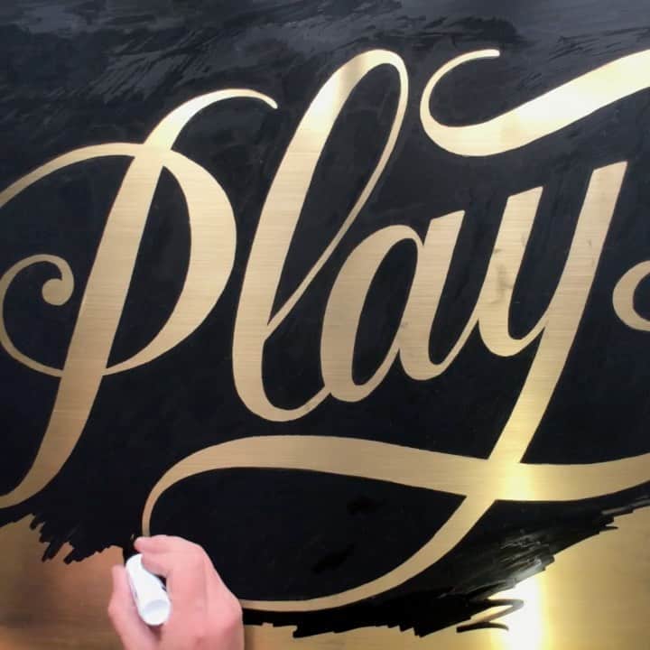 Seb Lesterのインスタグラム：「Great fun playing with these new Pilot Pintor markers on brass. Extremely versatile and opaque pens for all kinds of surfaces. @pilotcorporationofeurope #ad #Play #Pilotpintor #Pintormarkers #PintorDIY #Pilotart #Pilotpen #Pilotpens #fun」