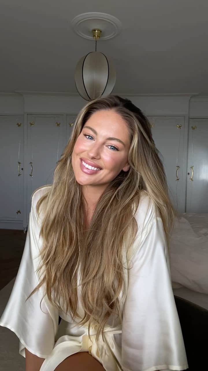 Mathilde Goehlerのインスタグラム：「How I do my everyday makeup @armanibeauty 🤍」