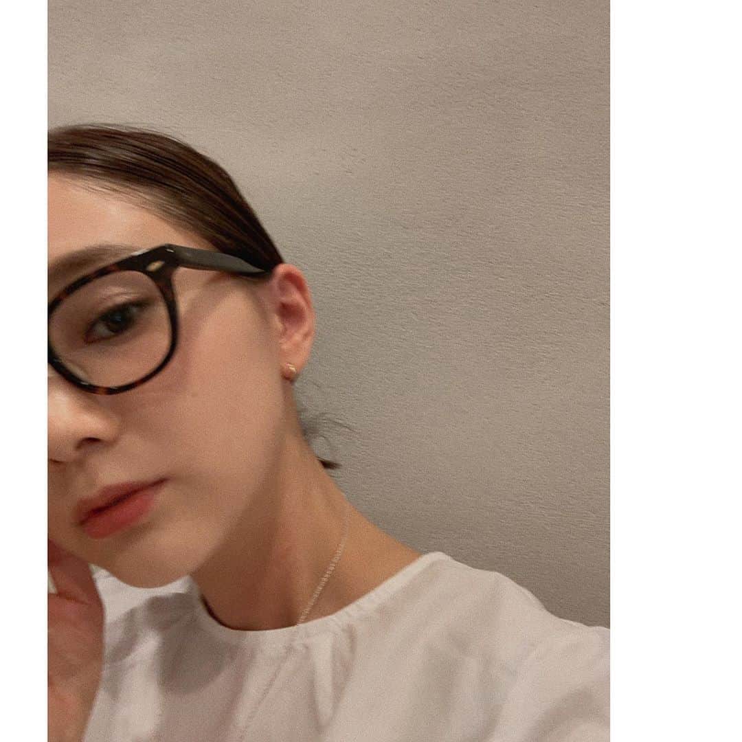 のインスタグラム：「____ 1日過ぎるのあっという間！ 48時間くらいほしいな💭#最近の口癖 . 今日は保育園の説明会に行って お隣にいた福岡出身のママさんとお話してて 福岡恋しくなったよ🥺💕 . 1日お疲れ様でした。 #夜の部がんばろ🤱」