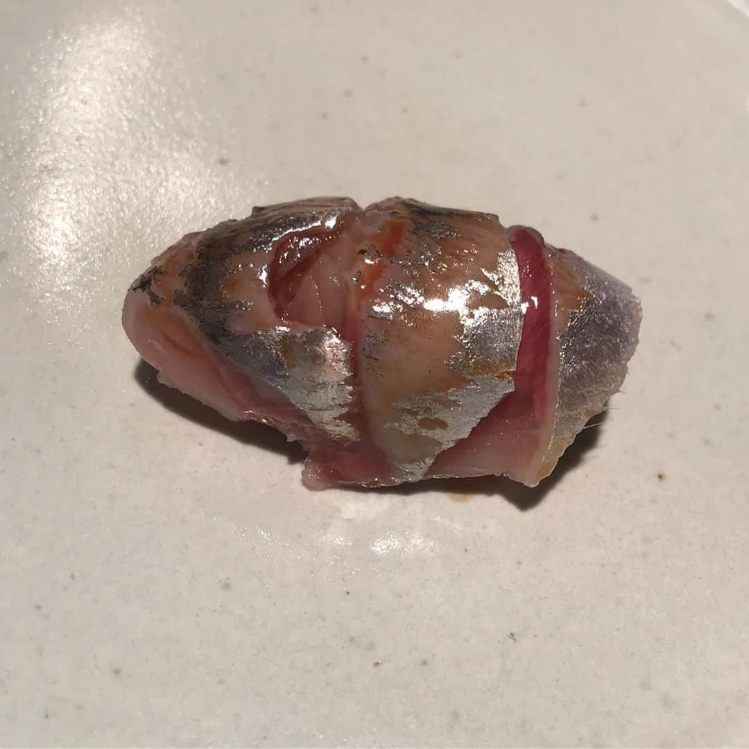 上田愛子さんのインスタグラム写真 - (上田愛子Instagram)「寿司が好きだ🍣 なによりも🍣 今まで食べた小肌の中で1番美味しかった…」9月8日 23時10分 - aikosenseidayo