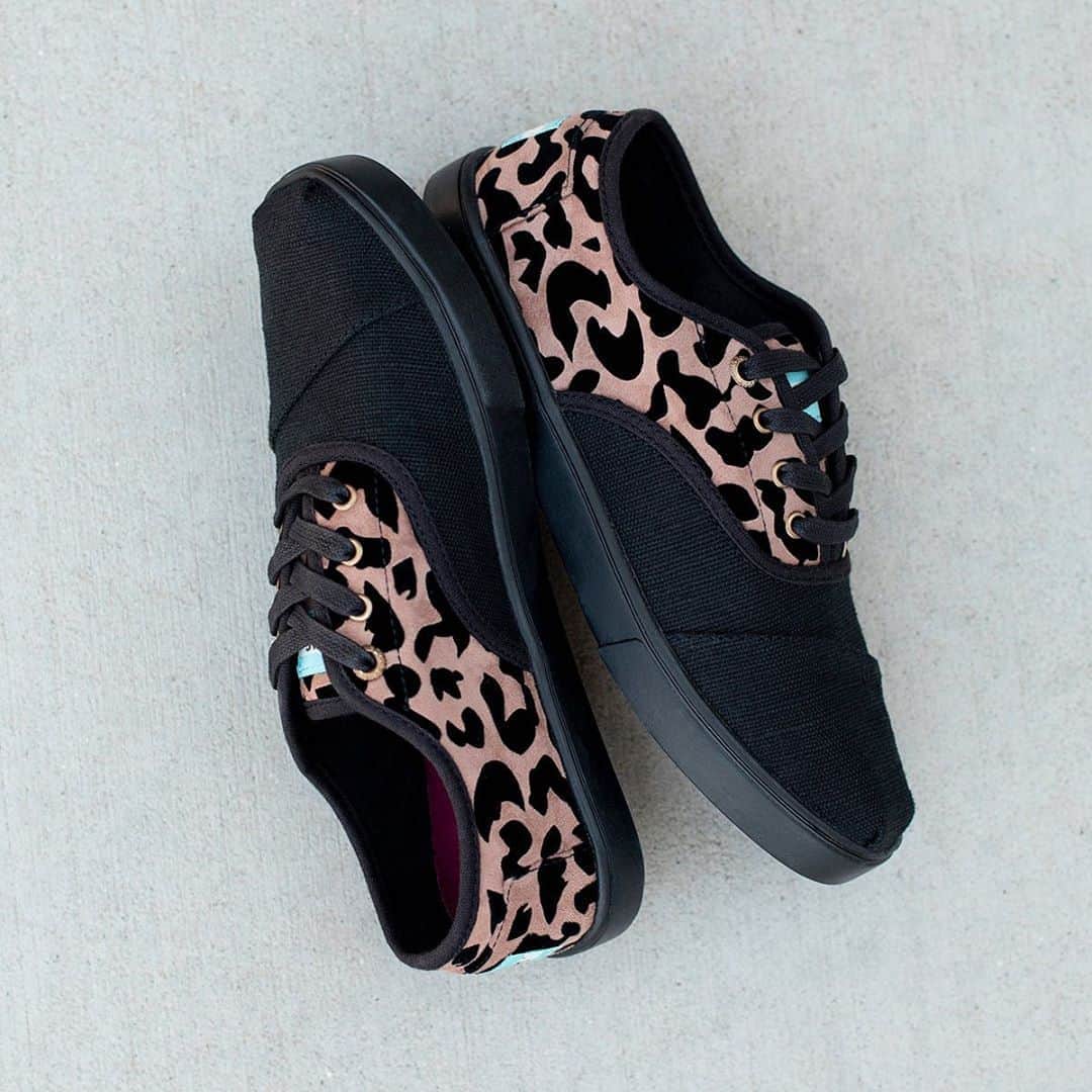 トムズシューズのインスタグラム：「A sneaker for your wildest dreams (featured: the Cordones Sneaker).」