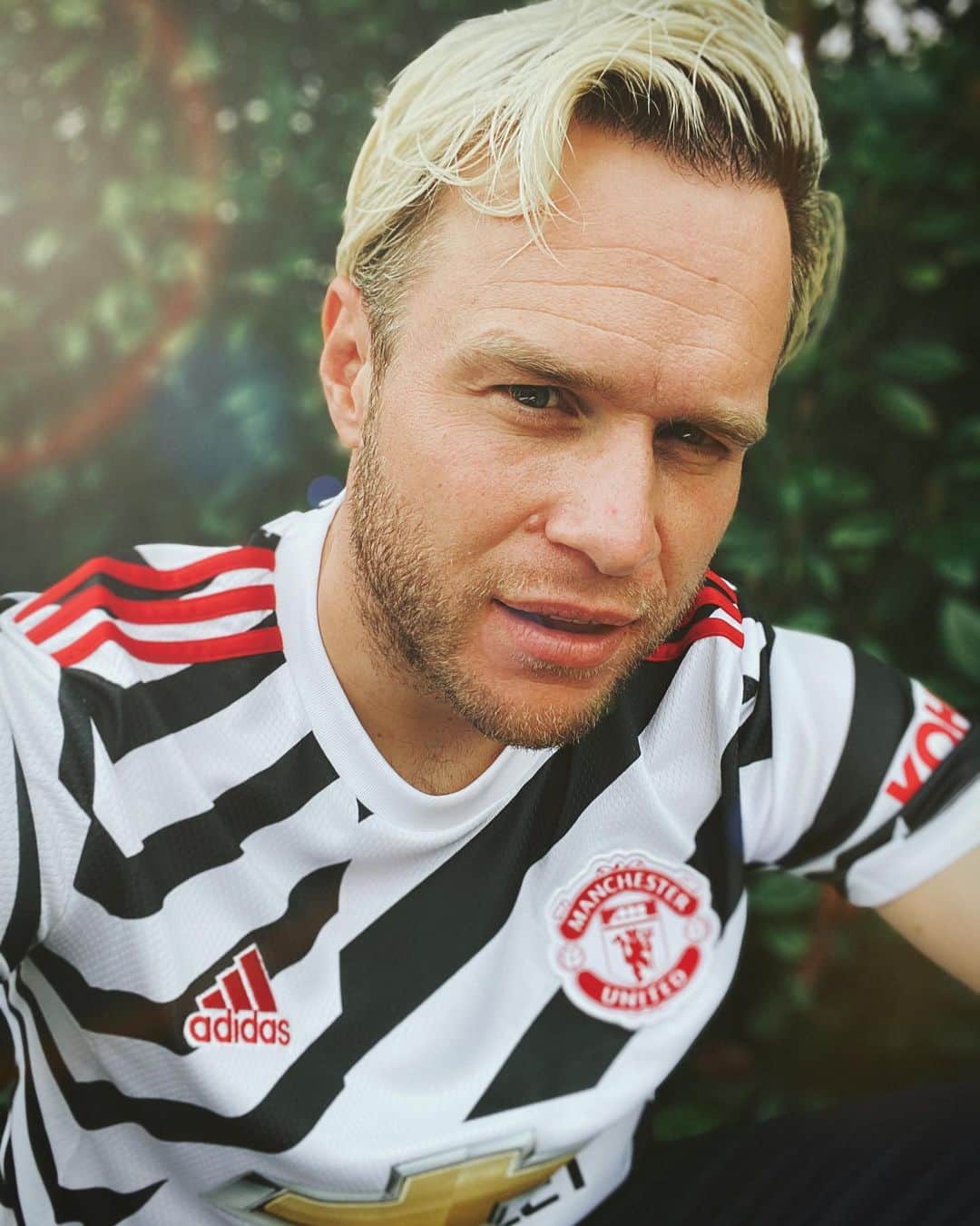 オリー・マーズのインスタグラム：「To stand out, you must do what others won’t 💯 The New United 3rd Kit is 🔥😎👌🏻 . . @manchesterunited  @adidas  @adidasfootball」