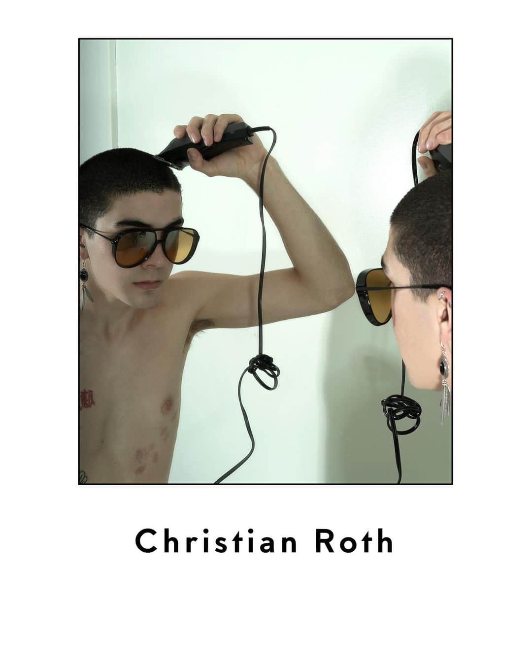 クリスチャンロスのインスタグラム：「Shop Christian Roth Armer on our online store.」