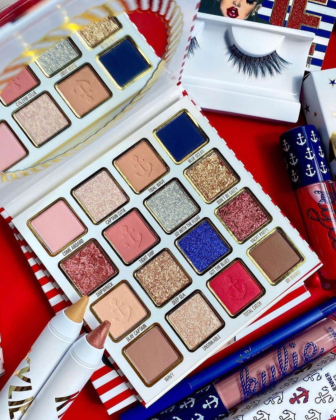 Kylie Cosmeticsさんのインスタグラム写真 - (Kylie CosmeticsInstagram)「we can't get enough of sailor collection ✨ this palette is perfect for any time of the year! gorgeous pic by @mianalauren 💗」9月9日 0時53分 - kyliecosmetics