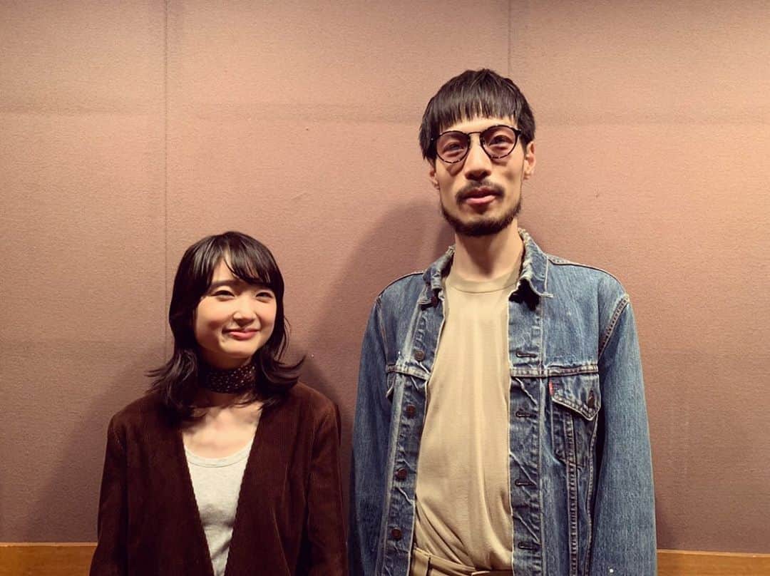 のインスタグラム：「「舟出のまばたき」見てくださった方ありがとうございました💐 安田くんと初のふたりステージ、いかがでしたでしょうか、？！ まだまだ試行錯誤な部分もありますが、楽しかった〜 まったり楽しんでもらえてたら嬉しいです☺️ またやりますね！」