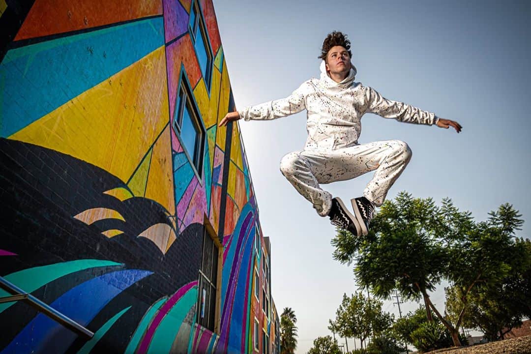 Nolan Gouldのインスタグラム：「Trying to teach myself to levitate during quarantine. Great shoot with @robechanique」