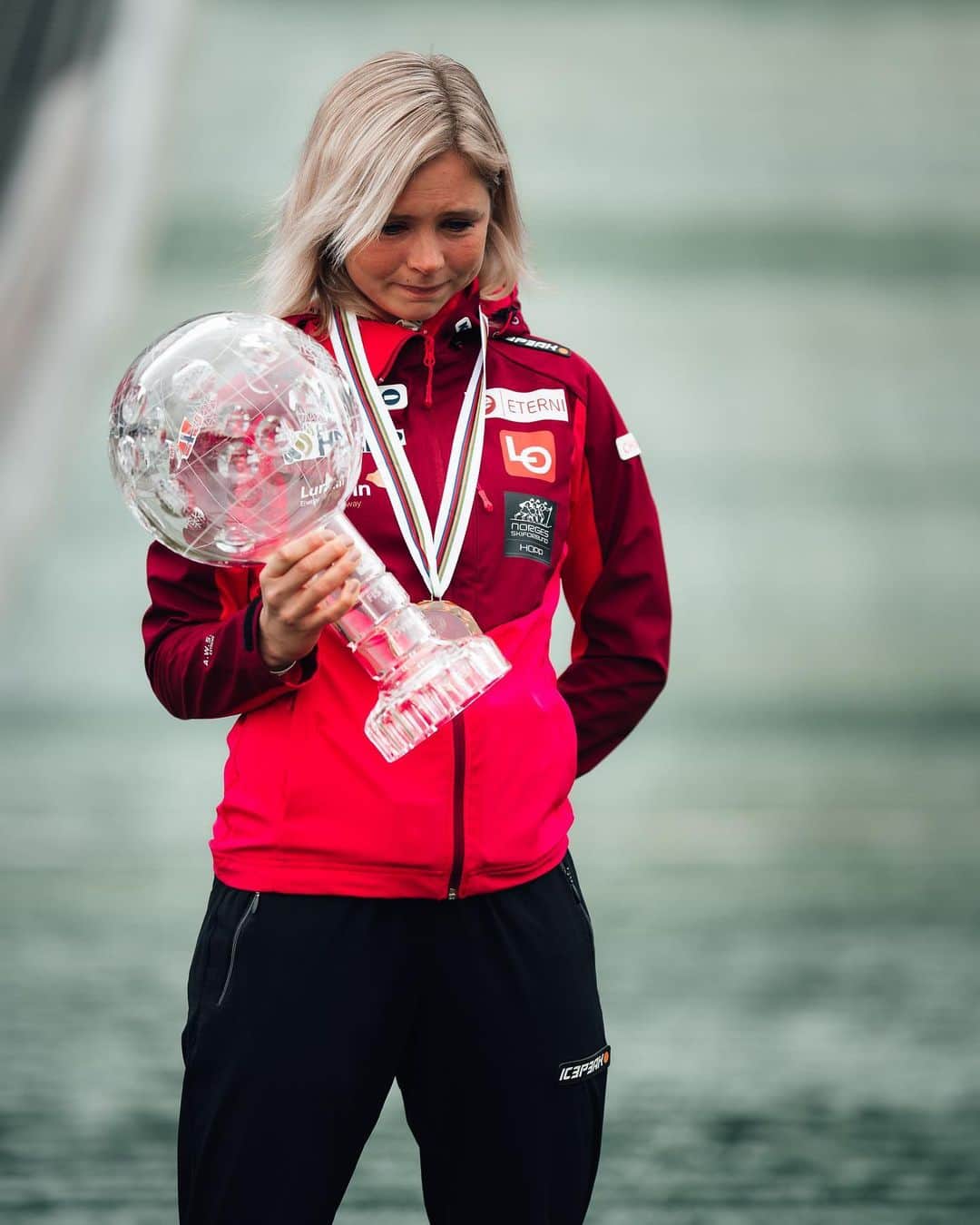 マーレン・ルンビのインスタグラム：「Grine litt. Takk @hopplandslaget og alle som gjør det mulig❤️」