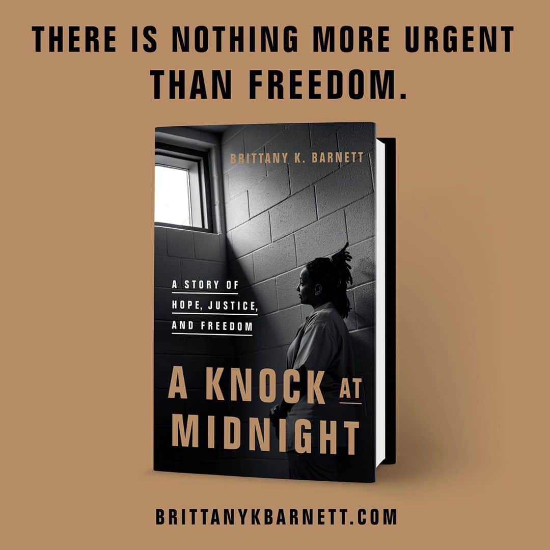 プシャ・Tのインスタグラム：「Been working with the force @msbkb on freeing our people locked in human cages for life, and today her book #AKnockAtMidnight comes out. Brittany’s vision for freedom is clear and unparalleled. So ready to read this...buy your copy today (link in her bio)」