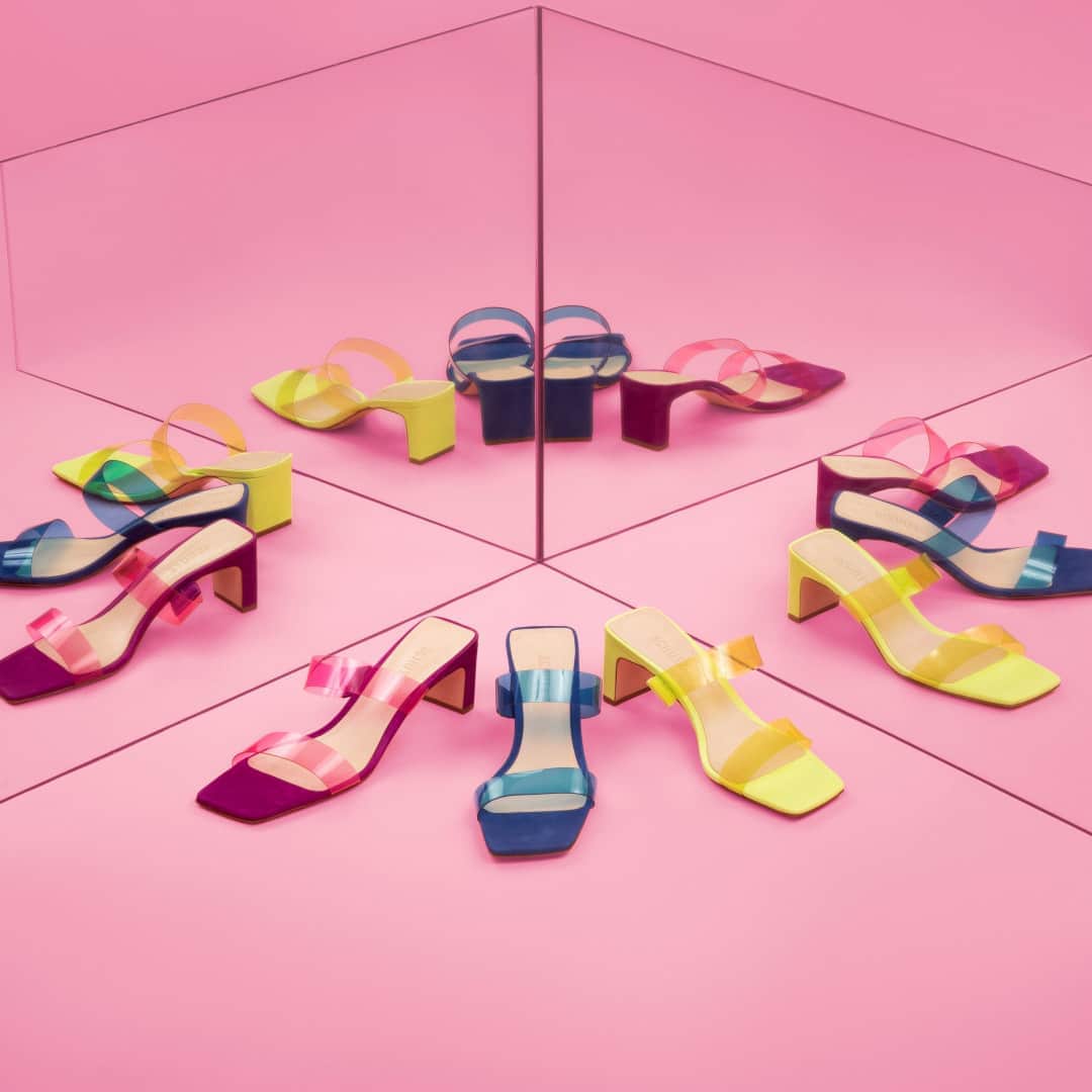 Schutzのインスタグラム：「COLOR UP YOUR TUESDAY ❤️ #newin #schutzcandy」