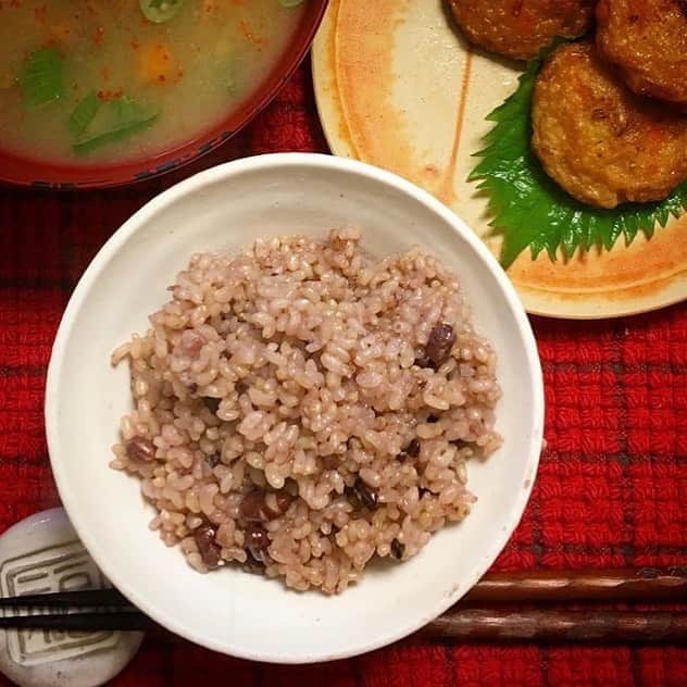 なでしこ健康生活さんのインスタグラム写真 - (なでしこ健康生活Instagram)「Repost from @kero_and_wani   よるのごはんは簡単に。 少し前に酵素玄米を食べたくて、炊飯器をようやく買った。 めちゃくちゃいいです。やっぱり専門機は違う！  #シュガーフリー #グルテンフリー #カゼインフリー #健康 #健康になる #軽い身体 #食べ物 #おいしい #砂糖抜き #小麦抜き #乳製品抜き #sugerfree #晩御飯 #発芽酵素玄米 #なでしこ健康生活  #おいしいよ」9月9日 4時31分 - nadeshiko_healthy_life