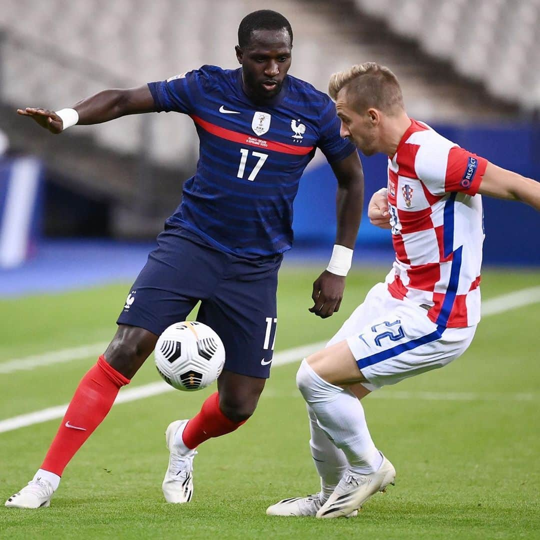 ムサ・シソコさんのインスタグラム写真 - (ムサ・シソコInstagram)「Victoire ✅. Maintenant retour à la maison pour bien commencer la saison de @premierleague avec mes @spursofficial 🤙🏿💪🏿. #fracro #football」9月9日 14時54分 - moussasissokoofficiel