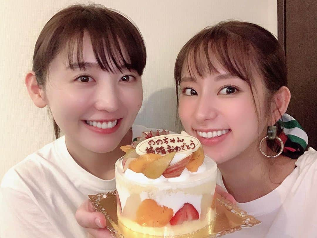 前田ゆうさんのインスタグラム写真 - (前田ゆうInstagram)「ののちゃん👰💍❤️ ㊗️結婚おめでとう^ ^💓🎉🎉 だいすきなののちゃんがお嫁にいきましたー😋✨ ほんとにほんとにうれしい✨ 💓👰🤵❤️ 2人の空気感がほんとになんともいえないくらりぴったりでほんわかしていてだいすきです😚🎊 世界でいっちばん幸せなお嫁さんになってね❤️✨  #おのののか #結婚おめでとう」9月9日 15時08分 - yuu_maeda