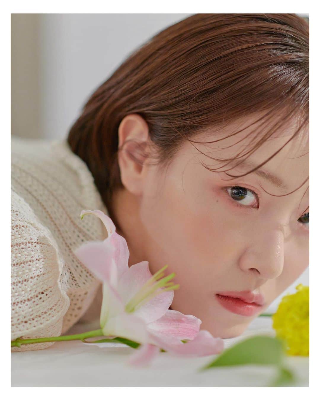 ペ・ダビンのインスタグラム：「🌺🌸🌼🌻🌹」
