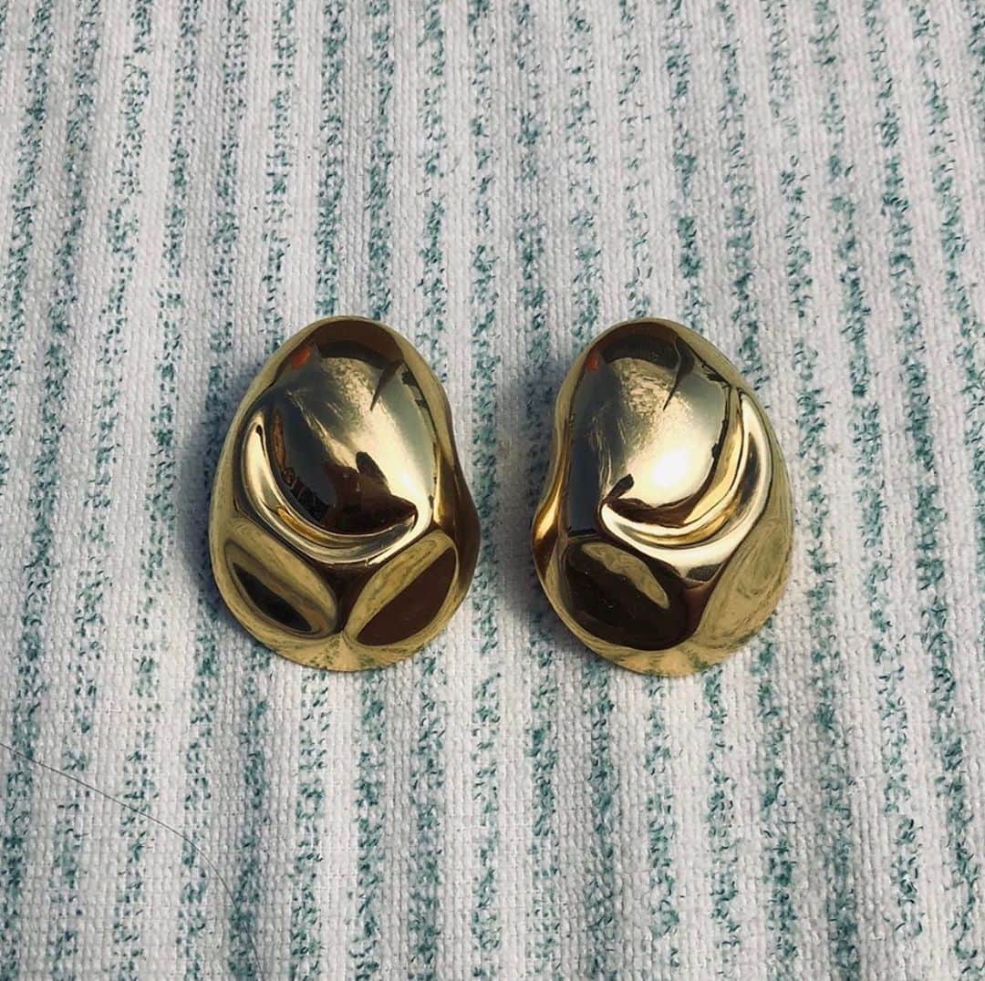 Monica Sordoのインスタグラム：「One more swim with my CUBAGUA Earflares 🤍✨」