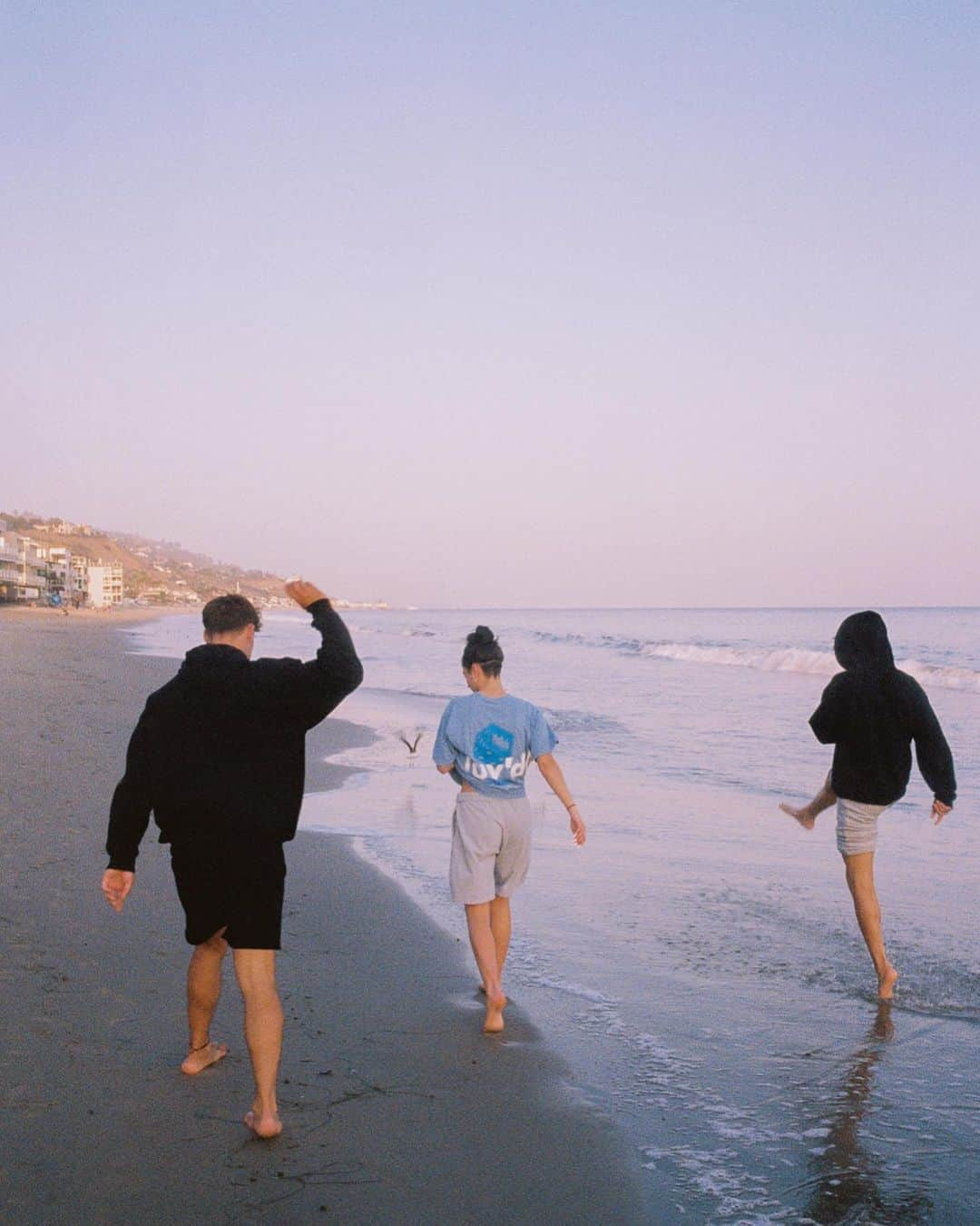 Bryant Eslavaさんのインスタグラム写真 - (Bryant EslavaInstagram)「/ lil preview of malibu this past weekend ✨ • also my bday is in 2 days <3」9月9日 7時30分 - bryant