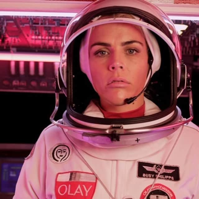 ビジー・フィリップスさんのインスタグラム写真 - (ビジー・フィリップスInstagram)「#ad Remember when I went to space with @Olay during the Super Bowl to make space for women in STEM?! THAT WAS SO FUN! (Even though I’m not smiling in this pic- I was trying to be a very serious astronaut!) I’m thrilled to announce that Olay’s on a mission again, to #FaceTheSTEMGap! Over the next 10 years, Olay will double number of women in STEM careers, triple number of BIPOC women in STEM careers and achieve gender parity among those entering STEM study programs!!」9月9日 7時33分 - busyphilipps