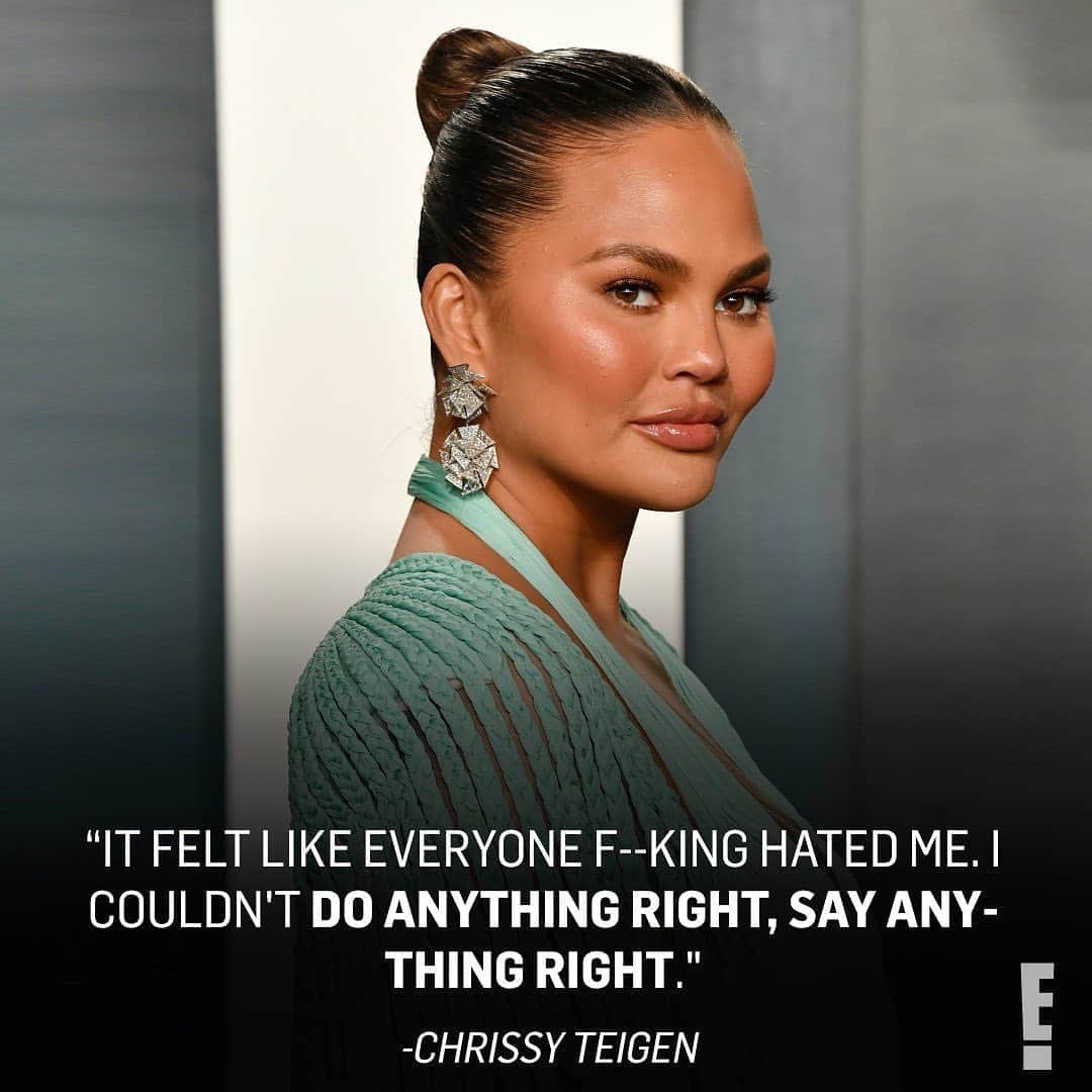 E! Onlineさんのインスタグラム写真 - (E! OnlineInstagram)「Chrissy Teigen sounded off on the "pizzagate" comments left on her social media account as well as on loved ones' pages. More on how it affected her mental health at the link in bio. (📷:Getty)」9月9日 7時48分 - enews