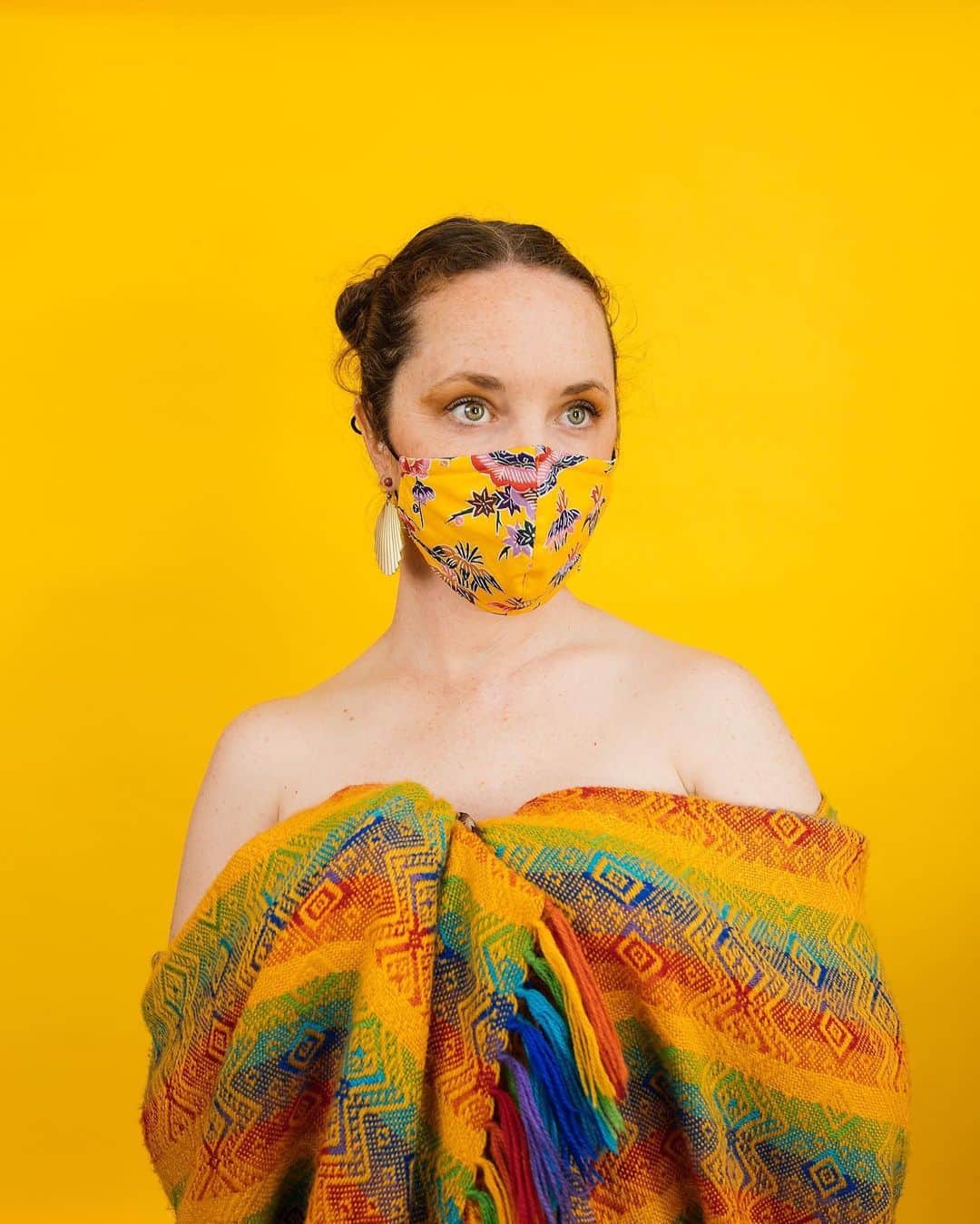 ローレン·ランドルフのインスタグラム：「Summer 2020, Self-Portrait  Photographed for @thisisaphotoblog, mask by @misstashina.」
